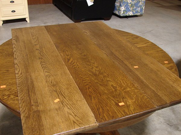 ROUND OAK TABLE - 4