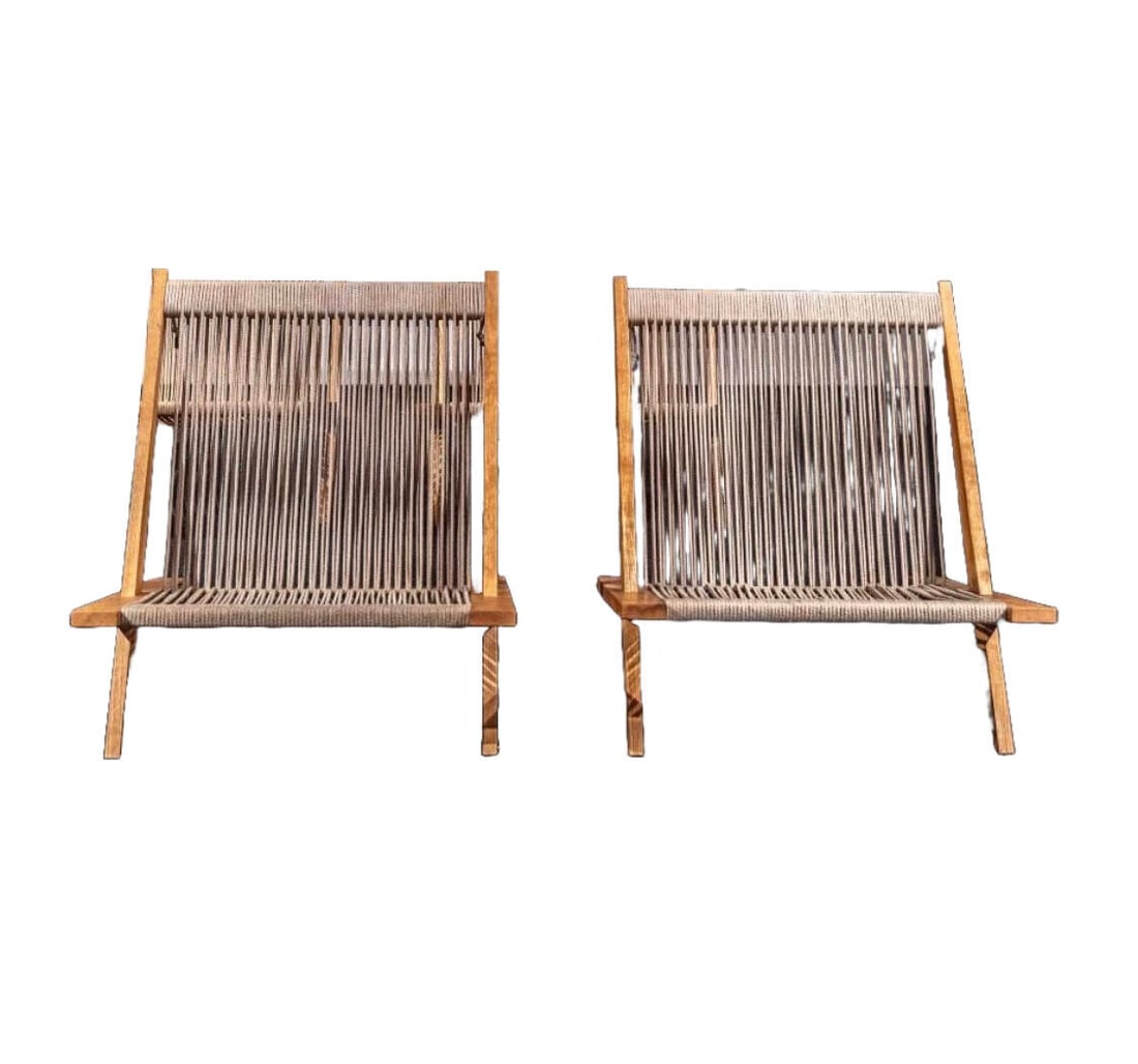 Paire de chauffeuses: Poul KJAERHOM (1929-1980) & Jorgen HOJ (1925-1994) Frêne, corde Date de création : vers 1950 Dim.: 64 x 64 x 82 Localisation : Paris