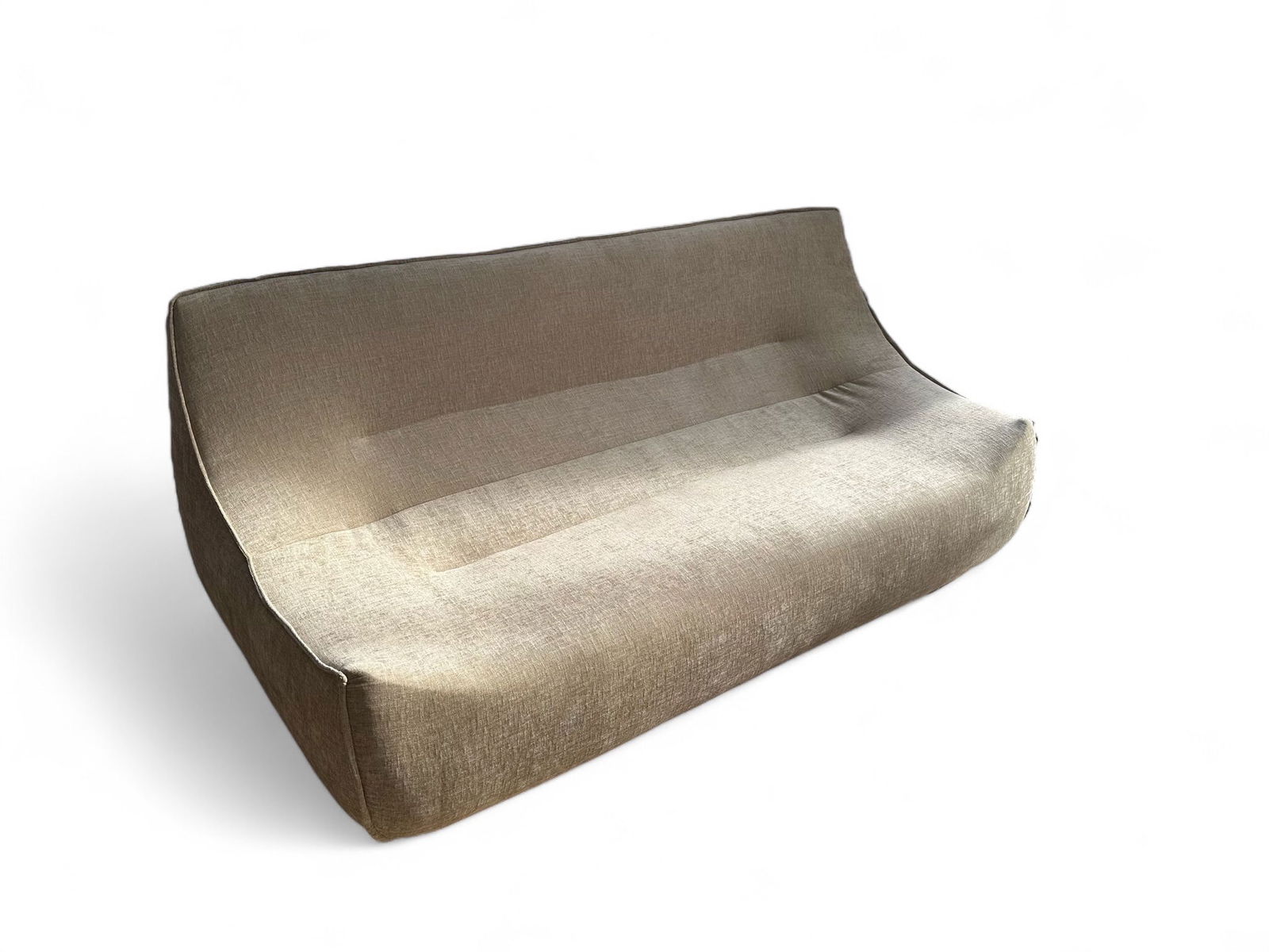 Pascal MOURGUE Sake Three-seater sofa, armchair and footstool: Pascal MOURGUESakeThree-seater sofa, armchair and footstool VelvetEdition CinnaCreation date: circa 2000Sofa H72 W187 D93 cmArmchair H73 W97 D93 cmPouf H37 W93 D65 cmSeat height 37French designer (194