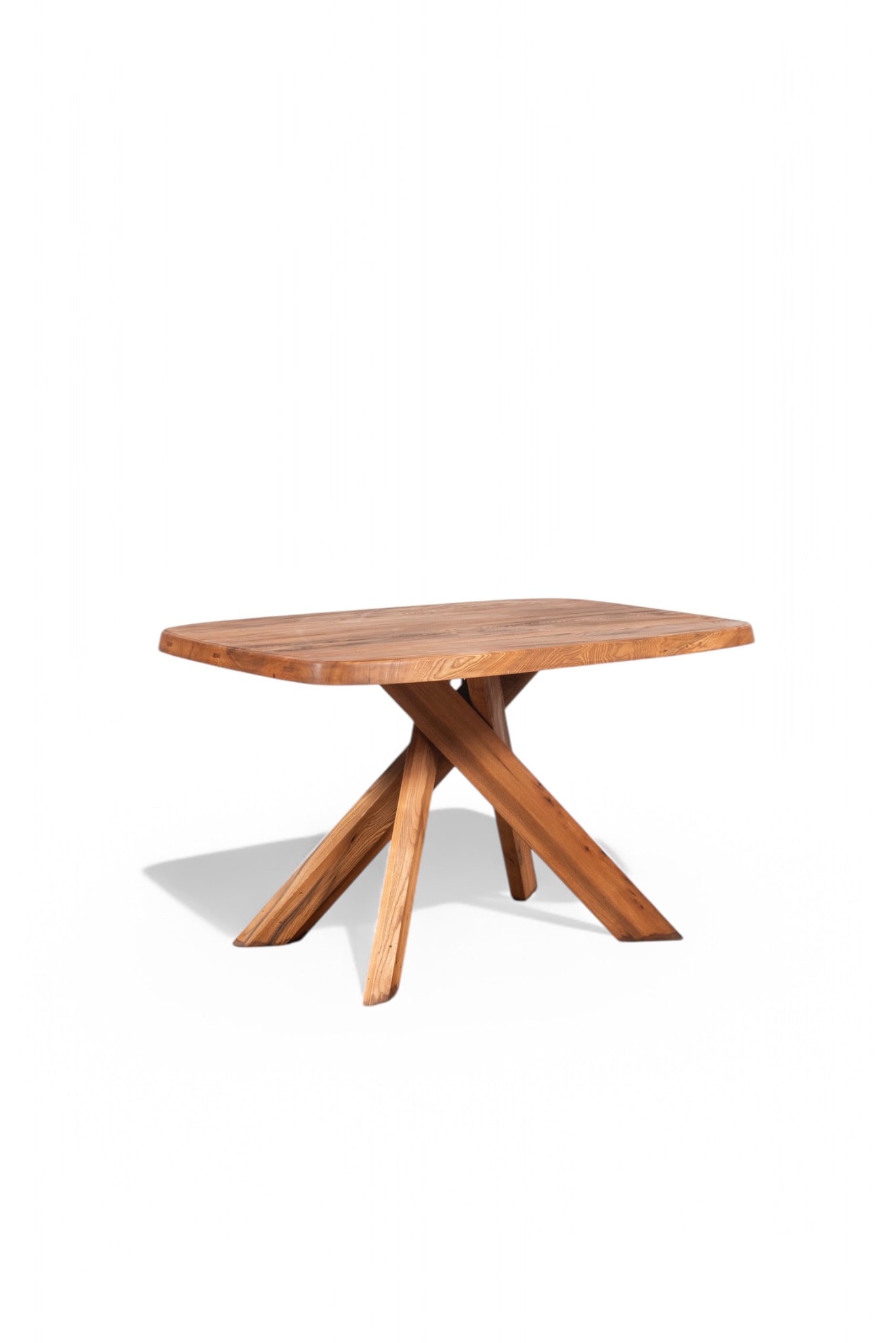 Pierre CHAPO (1927-1987).Table T 35: Pierre CHAPO (1927-1987).Table T 35.Orme massif.Réalisation Atelier Chapo Créations.Date de création : 1972.H73 L127 P85 cm...La table T35 incarne l'apogée de la période créative de Pierre Chapo