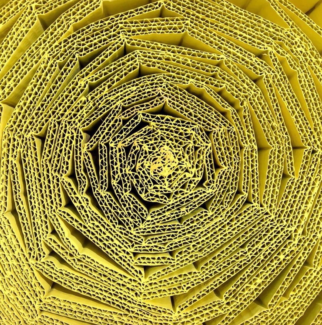 FERNANDO & HUMBERTO CAMPANA.Cardboard.Guéridon ou table d’appoint.Carton peint.Date de création (1 of 1)