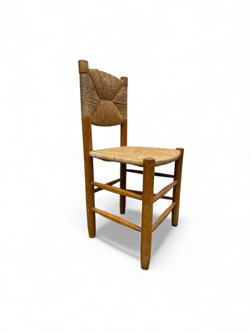 Charlotte PerriandN°19Deux chaisesHêtre naturel, dos idroit pailléesDate de création : 1939H82 (1 of 2)