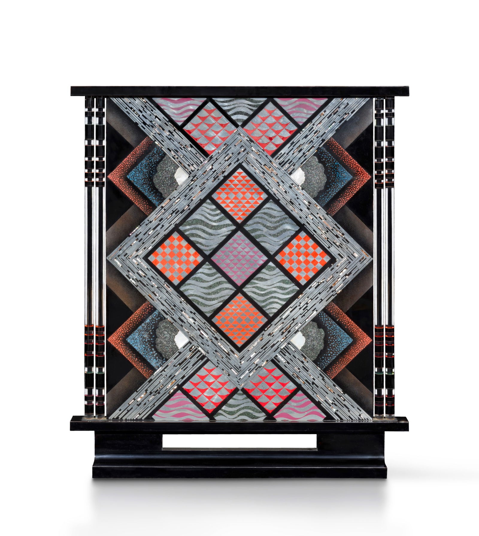 OKADA Y?jiKagayaki tsuitateParavent Éclat (Radiance screen)Laque sèche (kanshitsu-k?), nacre (1 of 3)