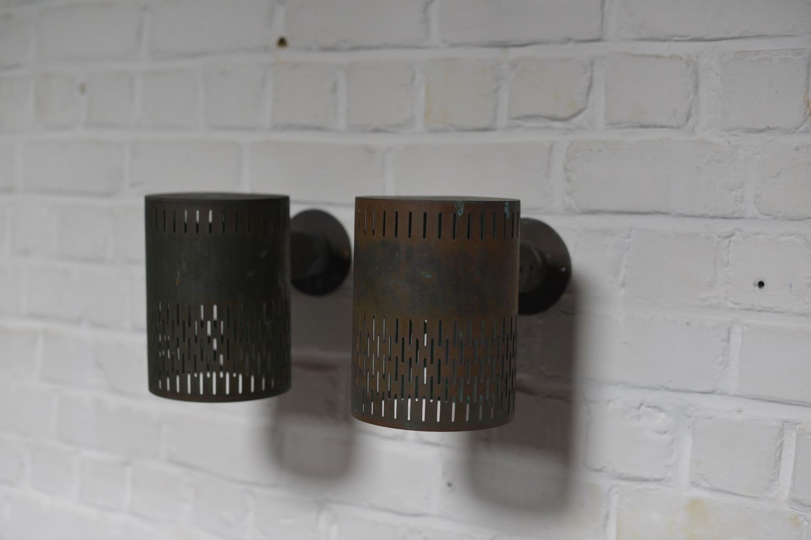 Hans Bergström (1910-1996) .Paires d’appliques murales .Métal.Edition Atelje Lyktan .Date de (1 of 3)