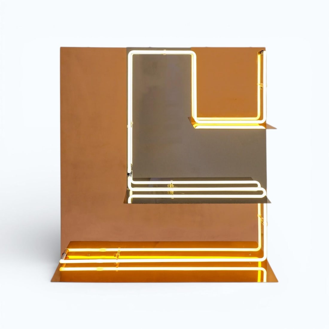 Paolo Giordano & Ouwen Mori.Quadri Luminosi.Installation lumineuse.Plaques en acier super-miroir,: Paolo Giordano & Ouwen Mori.Quadri Luminosi.Installation lumineuse.Plaques en acier super-miroir, plaques en cuivre poli miroir, tubes au néon.Édition limitée à 7 exemplaires + épreuve