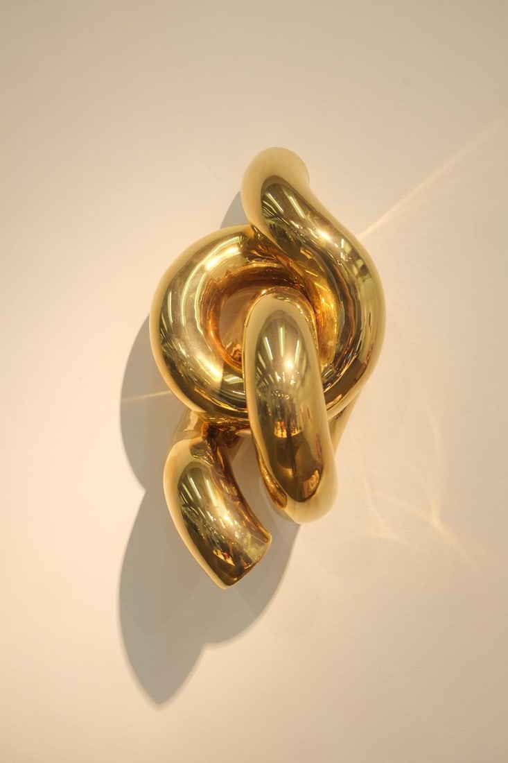Roger Coll Wall or standing sculpture Hand-formed stoneware, gilded lustre glazing Creation date:: Roger CollWall or standing sculptureHand-formed stoneware, gilded lustre glazingCreation date: 2026H50 L26 D26 cm