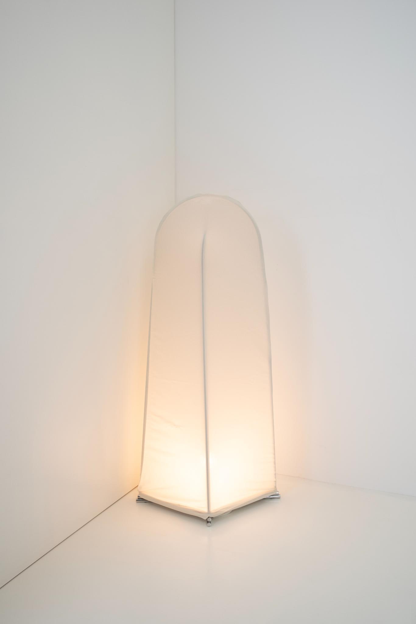 Kazuhide Takahama Kazuki 2 Floor lamp Metal structure, stretched textile diffuser, metal base (1 of 2)