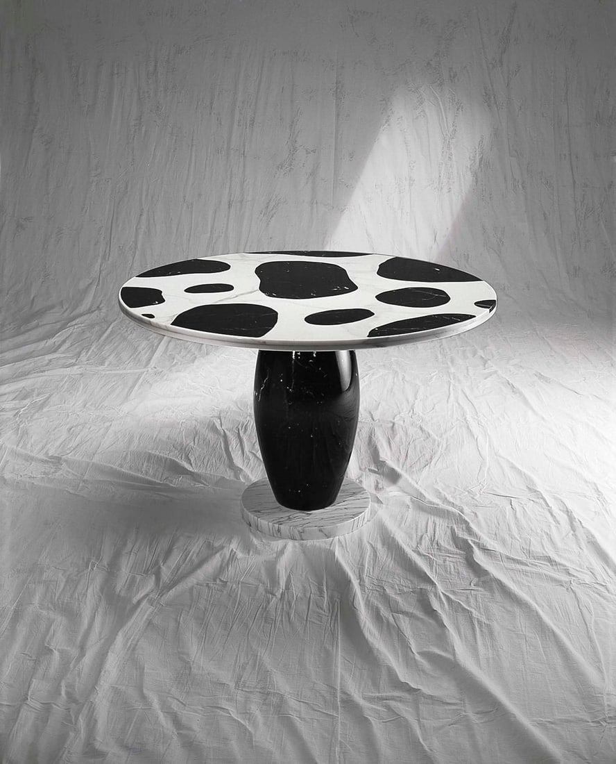Michele de Lucchi (1951) Kampur Coffee table Carrara marble and Neo Marquina Prototype Up &: Michele de Lucchi (1951)Kampur Coffee table Carrara marble and Neo Marquina Prototype Up & Up Edition Year: 1988H73 D130 cm300 kg