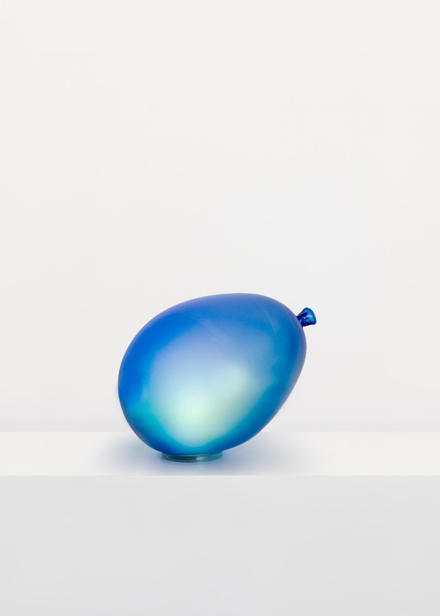 Satoshi Itasaka Glass Balloon Blue Lantern Murano glass (Simone Cenedese kiln), LED, electrical: Satoshi Itasaka Glass Balloon Blue LanternMurano glass (Simone Cenedese kiln), LED, electrical cableDate created: 2023H30 W40 D30 cmSatoshi Itasaka is a product and furniture designer who works under
