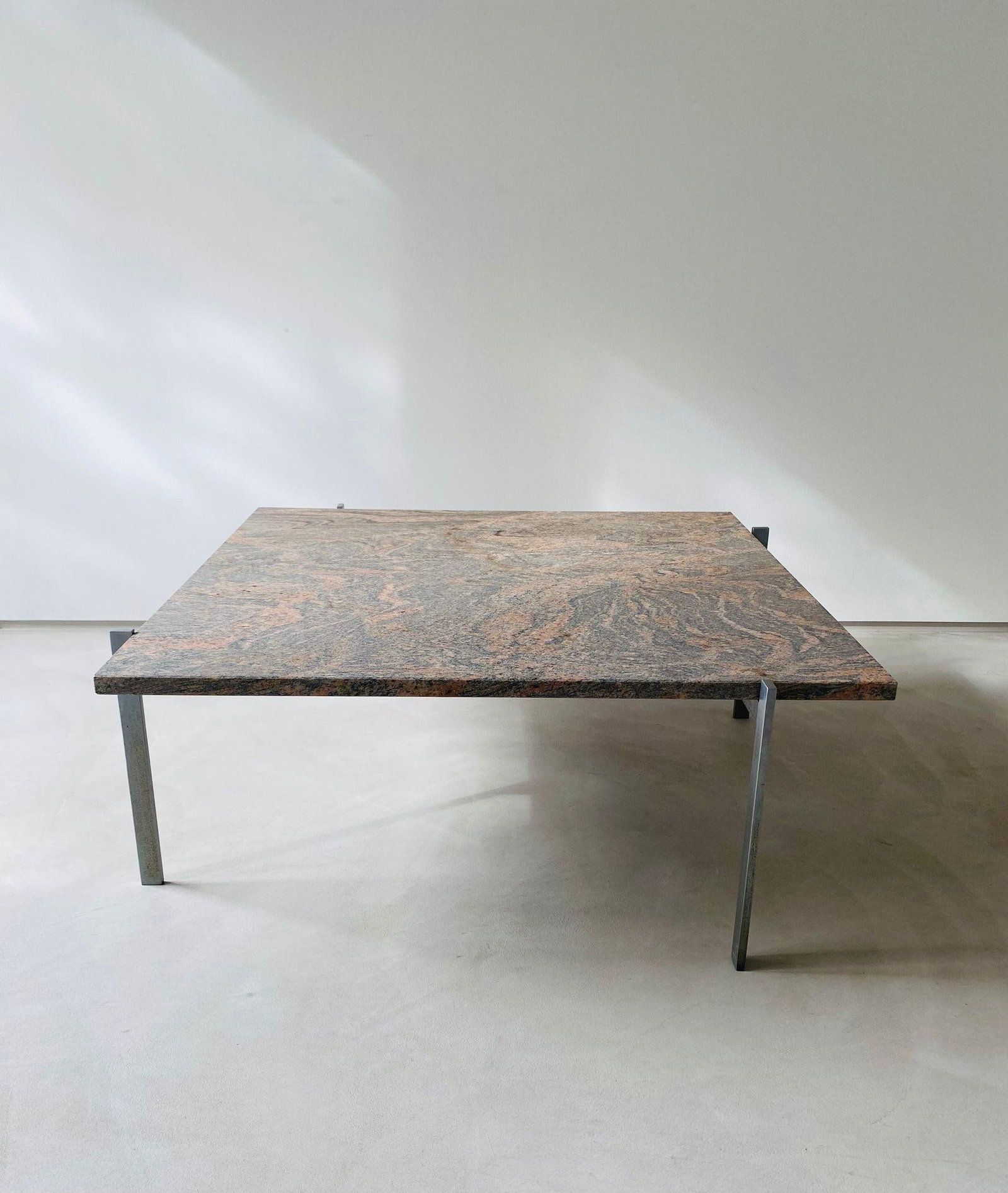Poul Kjærholm PK61 Coffee Table Ejvind Kold Christensen Date of creation: 1956 H32 W80 D80 cm H2 cm - 2