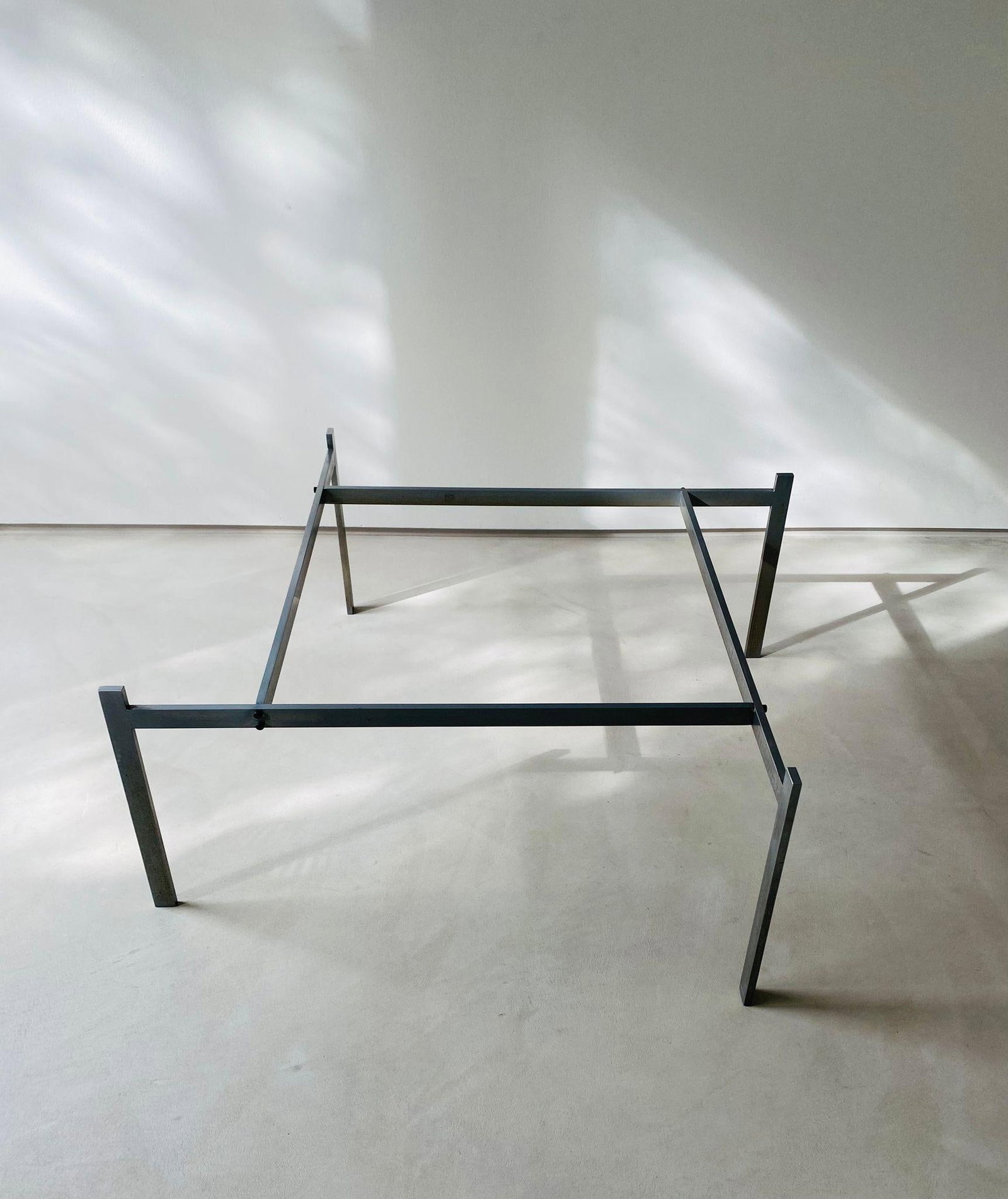 Poul Kjærholm PK61 Coffee Table Ejvind Kold Christensen Date of creation: 1956 H32 W80 D80 cm H2 cm - 6