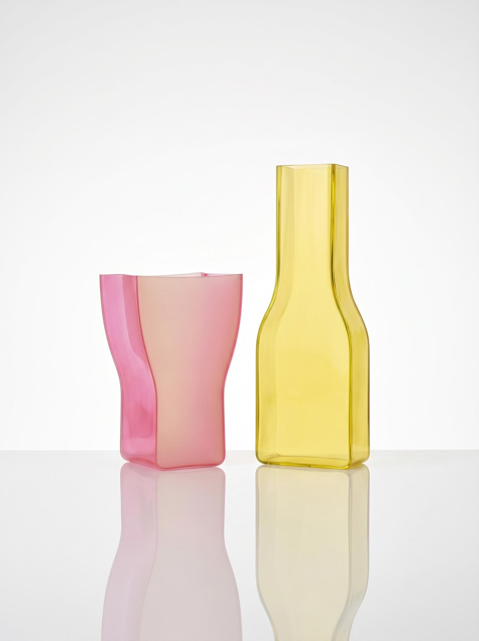 Julie Dozsa (b. 1960) Pair of "Nembus" vases PVC vases Manufactured by Driade Year: 2003 H32: Julie Dozsa (b. 1960) Pair of "Nembus" vasesPVC vasesManufactured by Driade Year: 2003 H32 W11.5 D8 cm H18.5 W10.5 D8 cm Condition: Very good condition This model received the "Elle Decoration Award