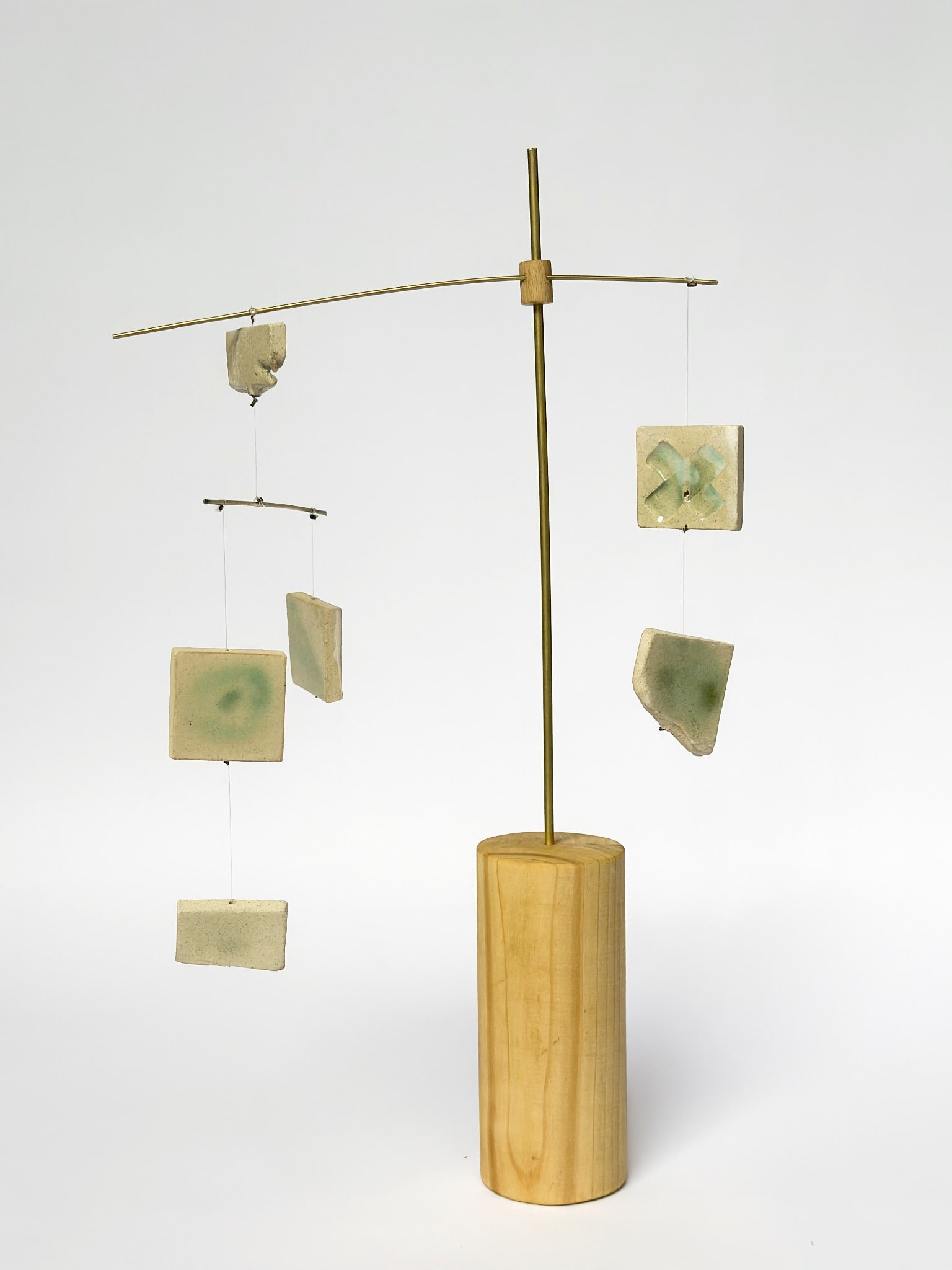 Ana Illueca Studio Mediterranean Bits Wind Tabletop Green Stabile Recycled stoneware from Ana (1 of 5)