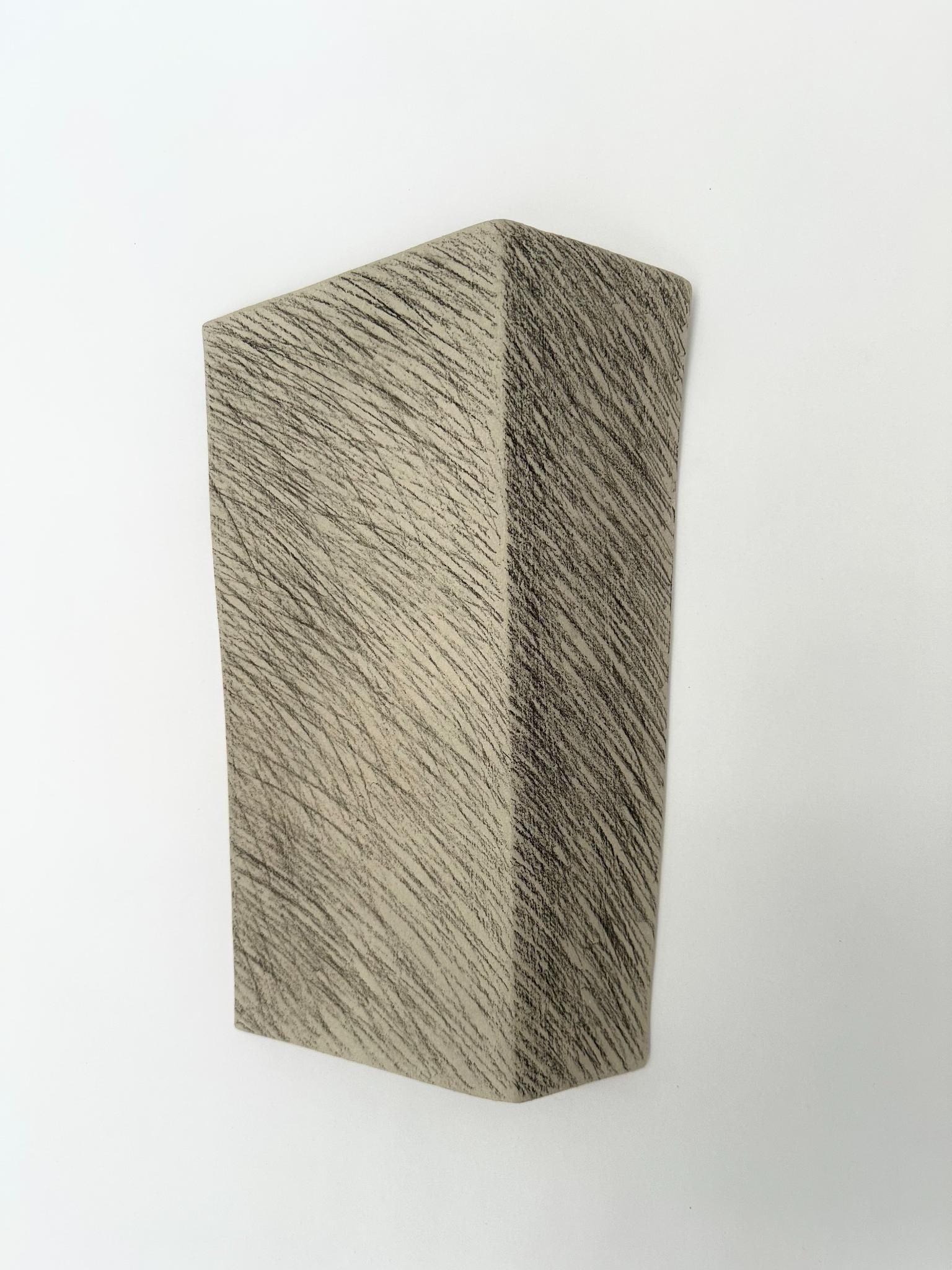 Guido de Zan (born in 1947) Prospettiva Wall sculpture Stoneware Date of creation: 2025 H 34, W 22, (1 of 1)