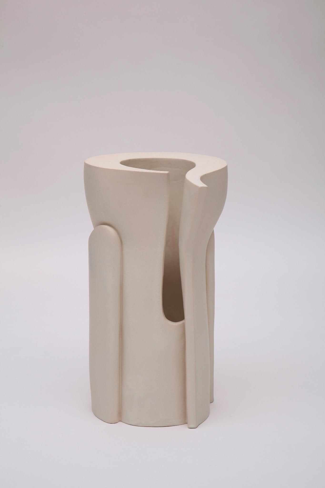 Laura Molina E-Z Vase Glazed ceramic Date of creation: 2023 H47 L27 D30 cm This work explores: Laura Molina E-Z Vase Glazed ceramic Date of creation: 2023 H47 L27 D30 cm This work explores the imagery of Eva Zeisel, representing a gradual assimilation of the codes that define her design work. T