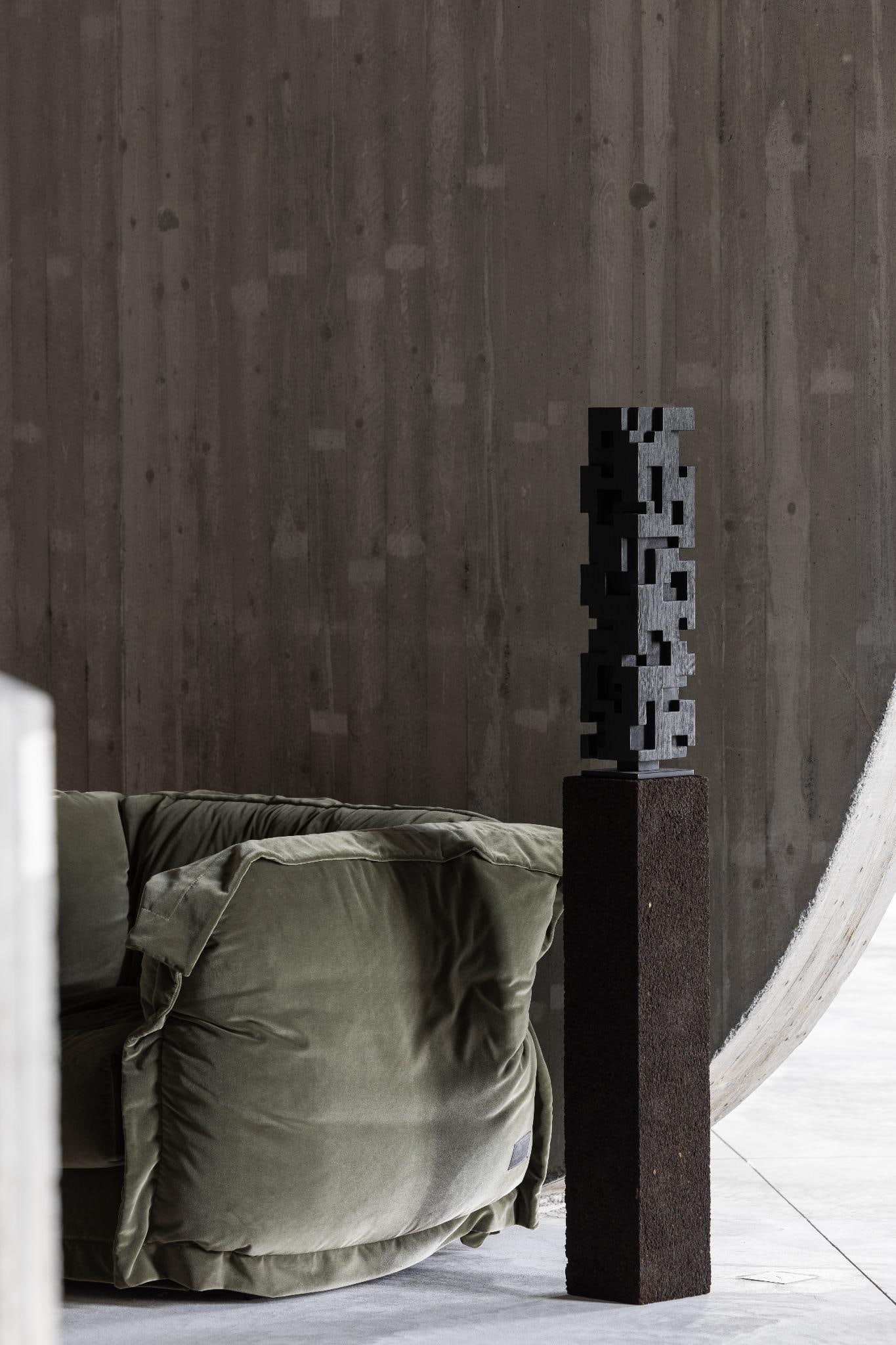 Alban Lanore Column Sculpture Brushed teak Date of creation: 2023 Limited edition H60 L18 P18 cm: Alban LanoreColumnSculptureBrushed teakDate of creation: 2023 Limited edition H60 L18 P18 cm