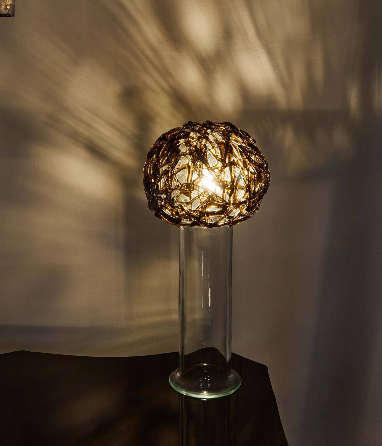 Carlo Nason (born in 1935) LT228: Carlo Nason LT228 Lamp Hand-blown glass, crystal with tobacco-colored gomitolo decoration