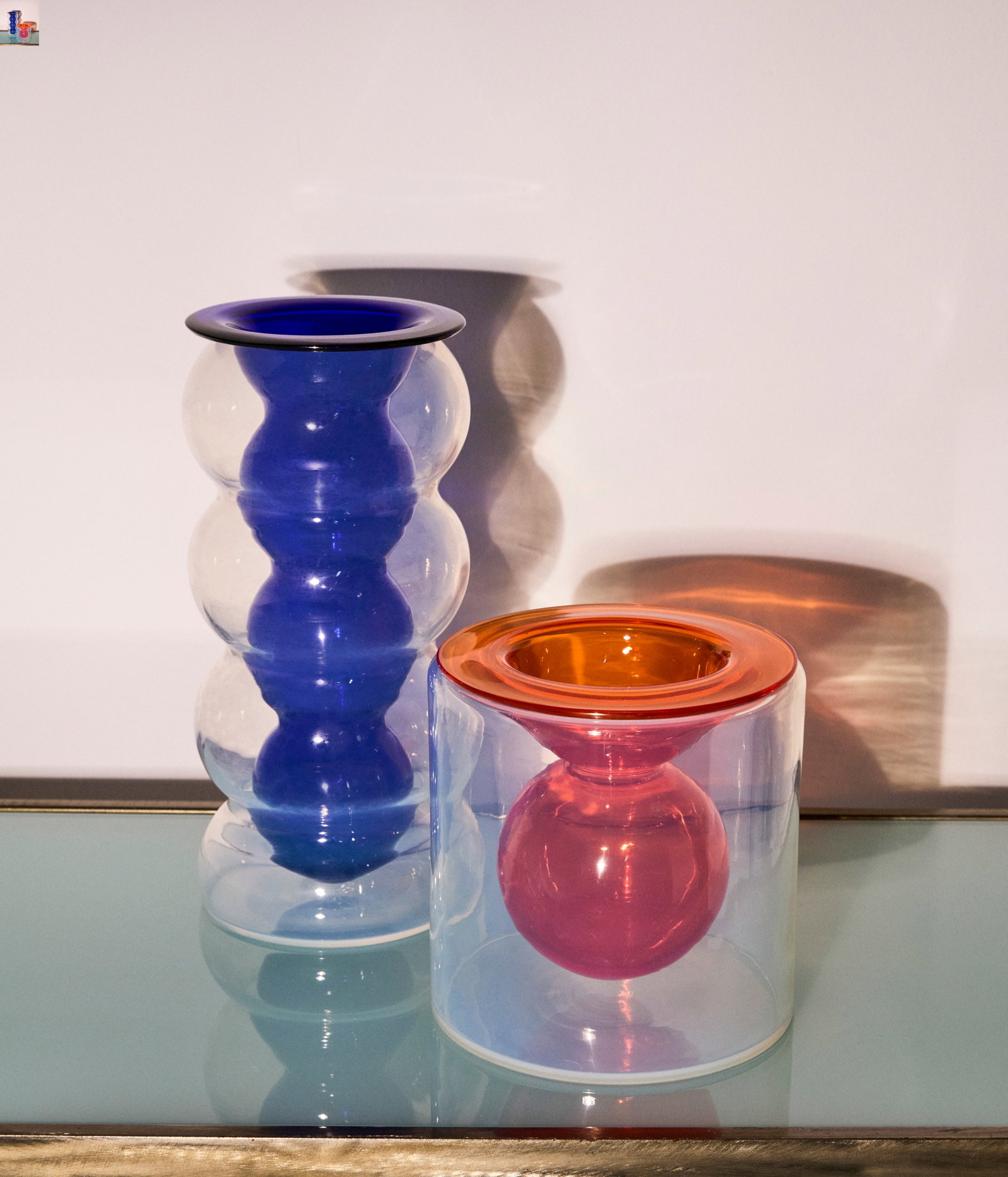Carlo Nason (né en 1935) S441: S441Vase Opaline and blue glass H31 D15 cm