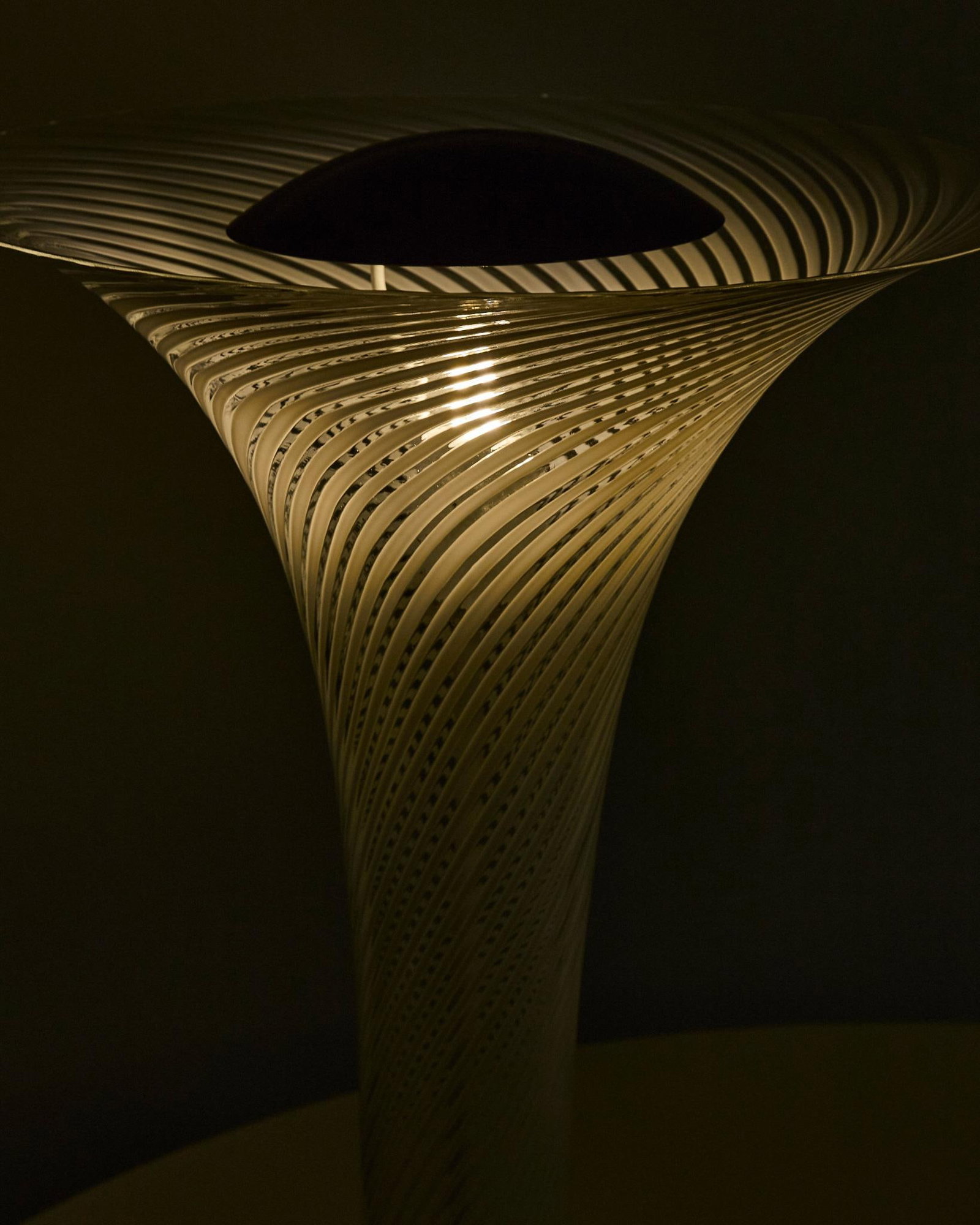 Carlo Nason (born in 1935) LT369 Table lamp: Carlo Nason (born in 1935)LT369Table lamp Knurled glassH60 D41 cm