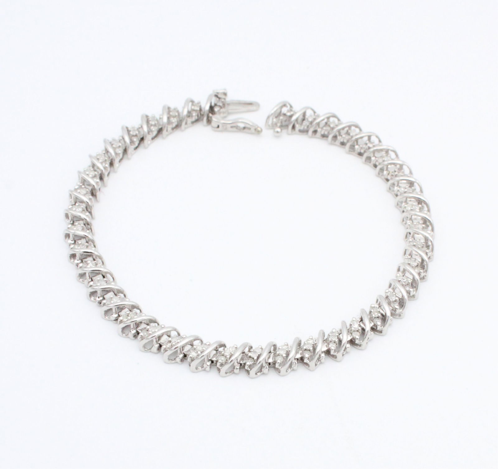 14kt White Gold Tennis Bracelet (1 of 6)