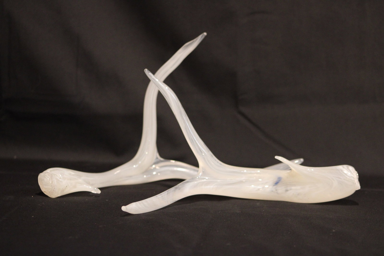 Ira Lujan Taos Pueblo Glass Antler Frosted White: Hand-blown art glass antler sculpture by Ira Lujan (Taos/Ohkay Owingeh Pueblo), depicting a branching, multi-point antler form in frosted opaque white glass with clear glass tines and tips, the surfac