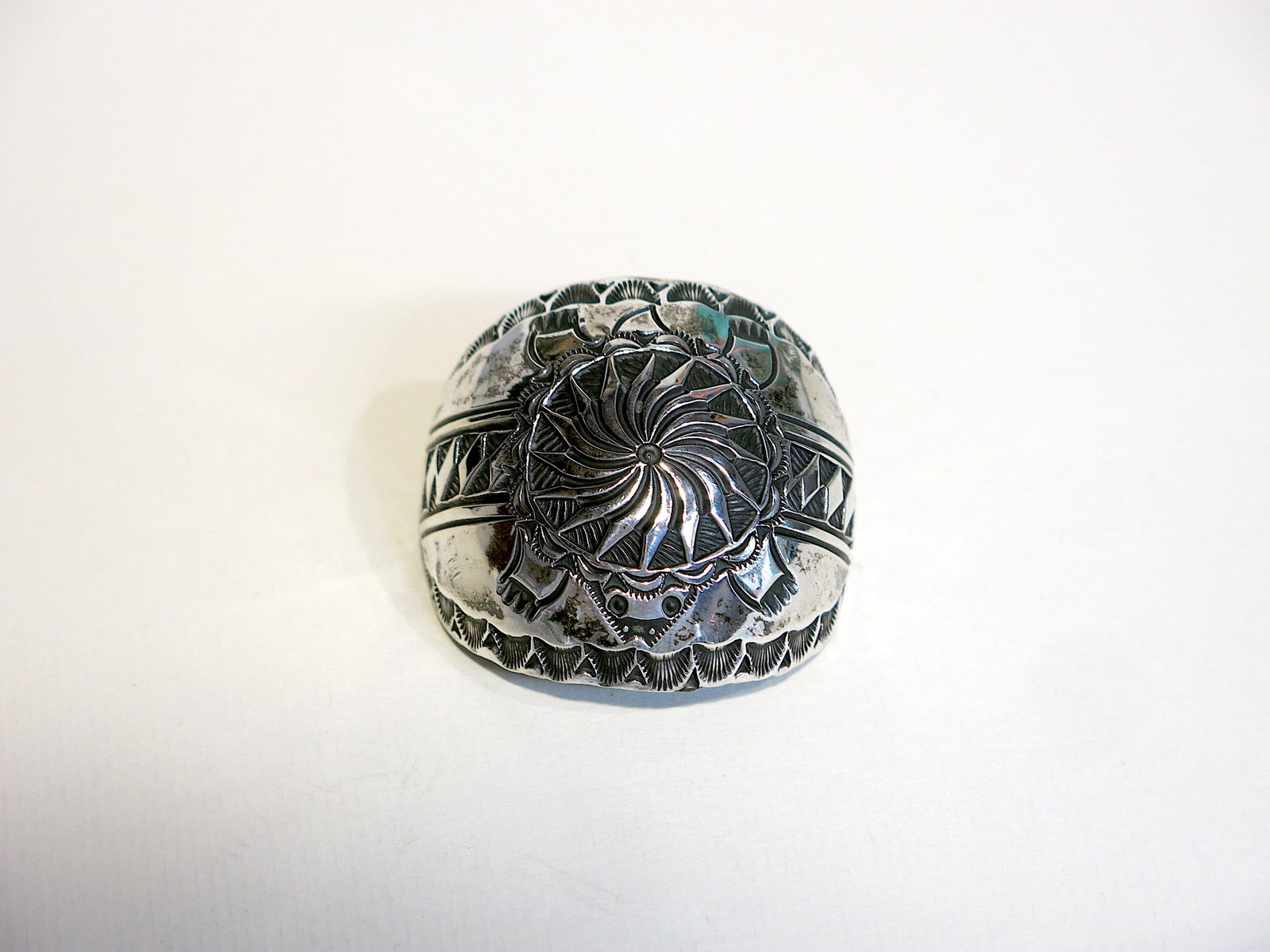 Navajo Style Sterling Turtle Bolo Tie Stamped