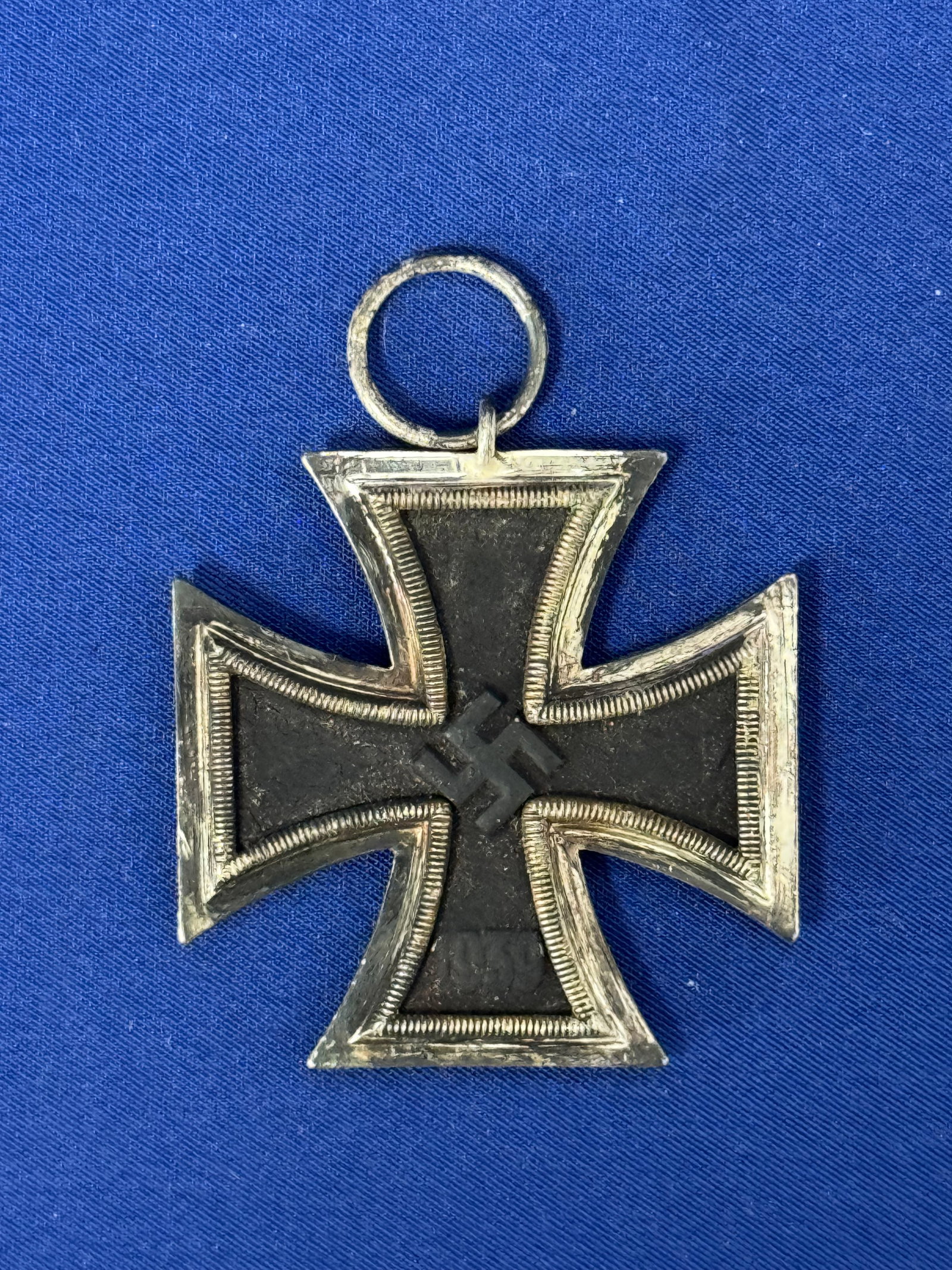 WW2 German Iron Cross Second Class 1939: WW2 Iron Cross, 2nd class, 1939: The Iron Cross Second Class (Eisernes Kreuz 2. Klasse) is a significant military decoration in German history, particularly during World War II. Here’s a comprehensi