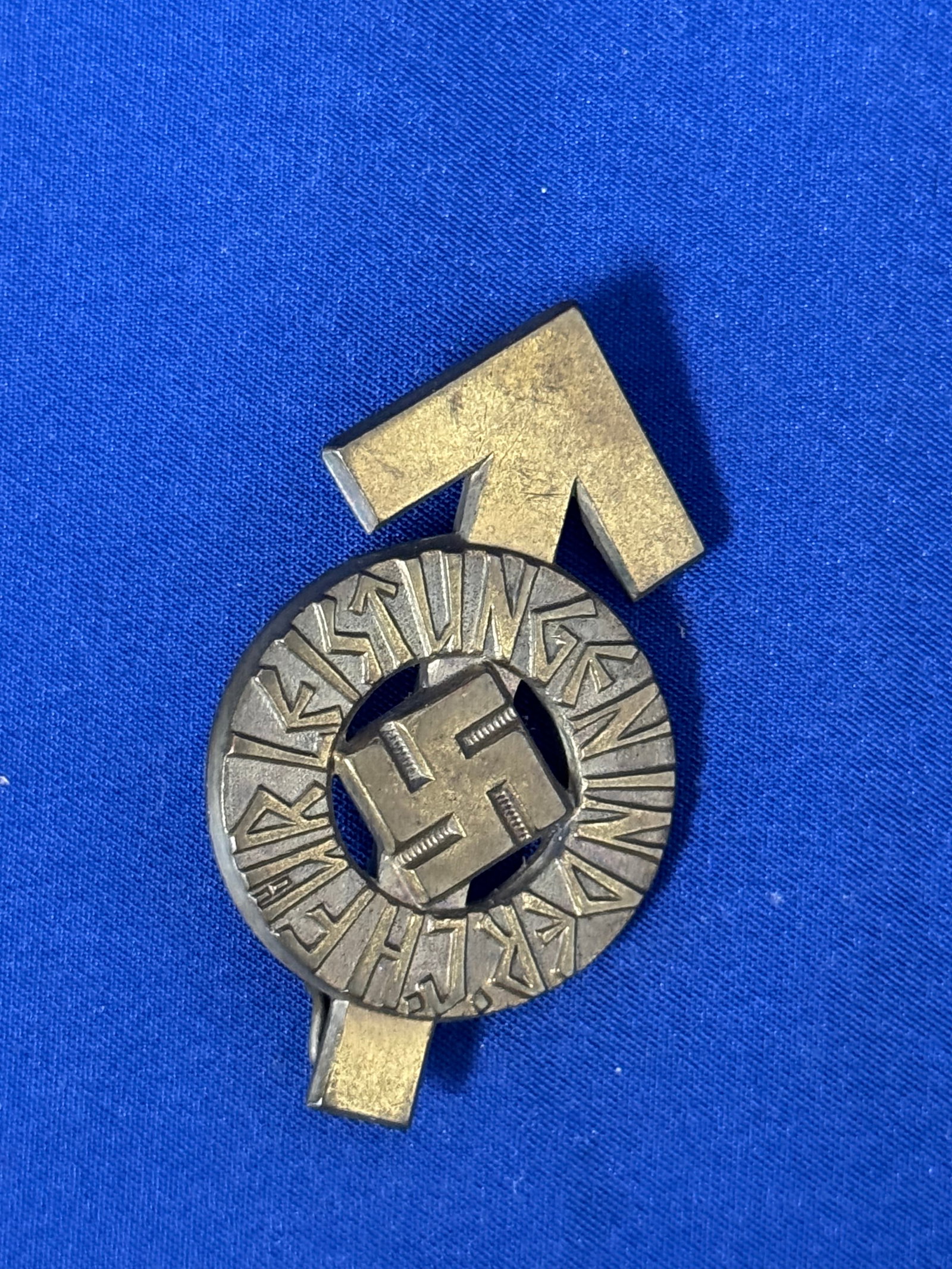 WW2 German HITLER YOUTH PROFICIENCY BADGE IN BRONZE: WW2 German HITLER YOUTH PROFICIENCY BADGE IN BRONZE