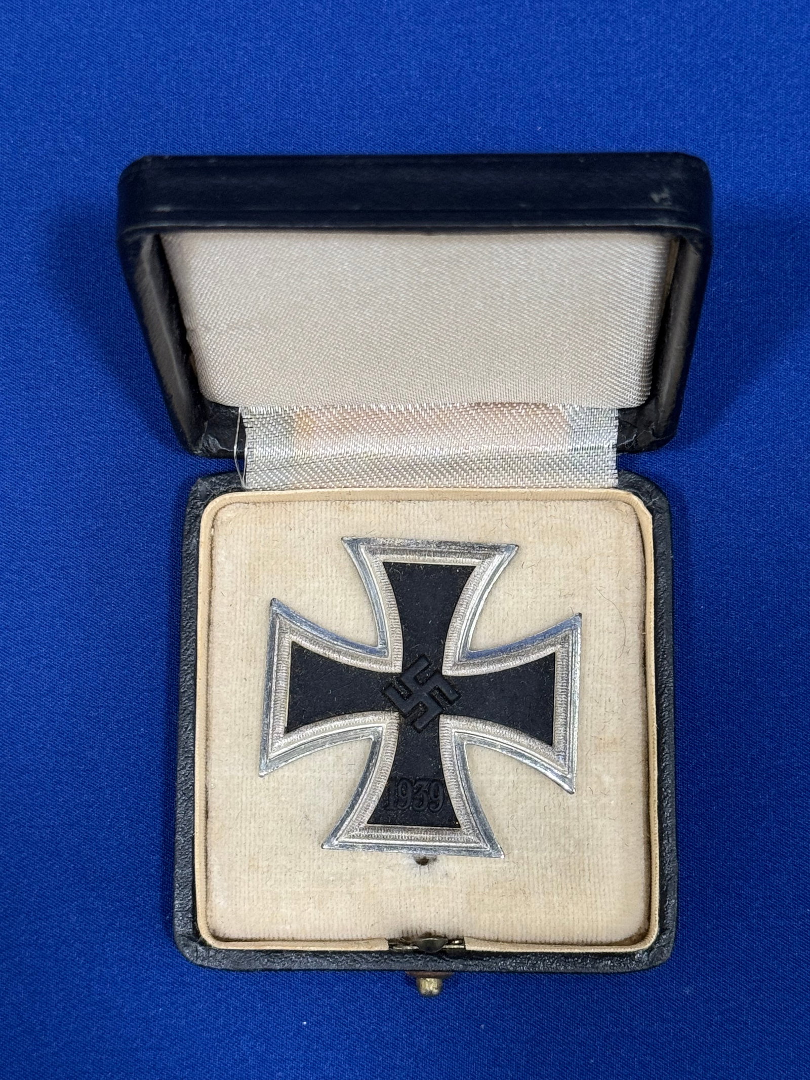 WW2 German Cased - Third Reich Iron Cross 1939, 1st Class, Maker Marked 20: German, WW2, Third Reich Iron Cross 1939, 1st Class, Maker Marked 20. Another bring back from Maj Spaeth.The Iron Cross, particularly the First Class (Eisernes Kreuz 1. Klasse), is one of the most ico