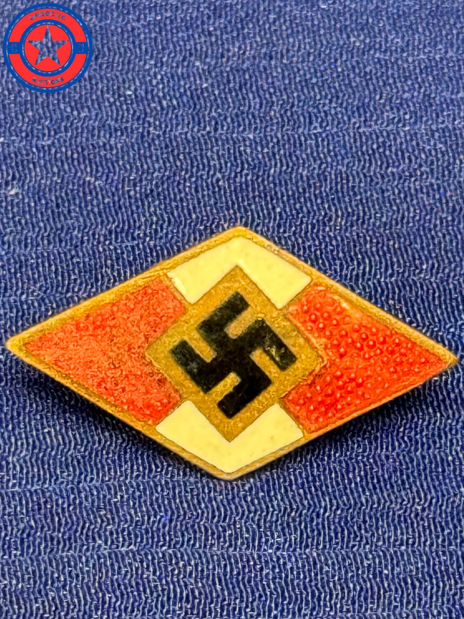 Hitler Youth Membership Badge: WW2 German Hitler Youth Membership Badge