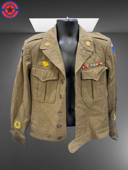 US Army Airborne Post WW2 Dress Jacket (1 of 5)