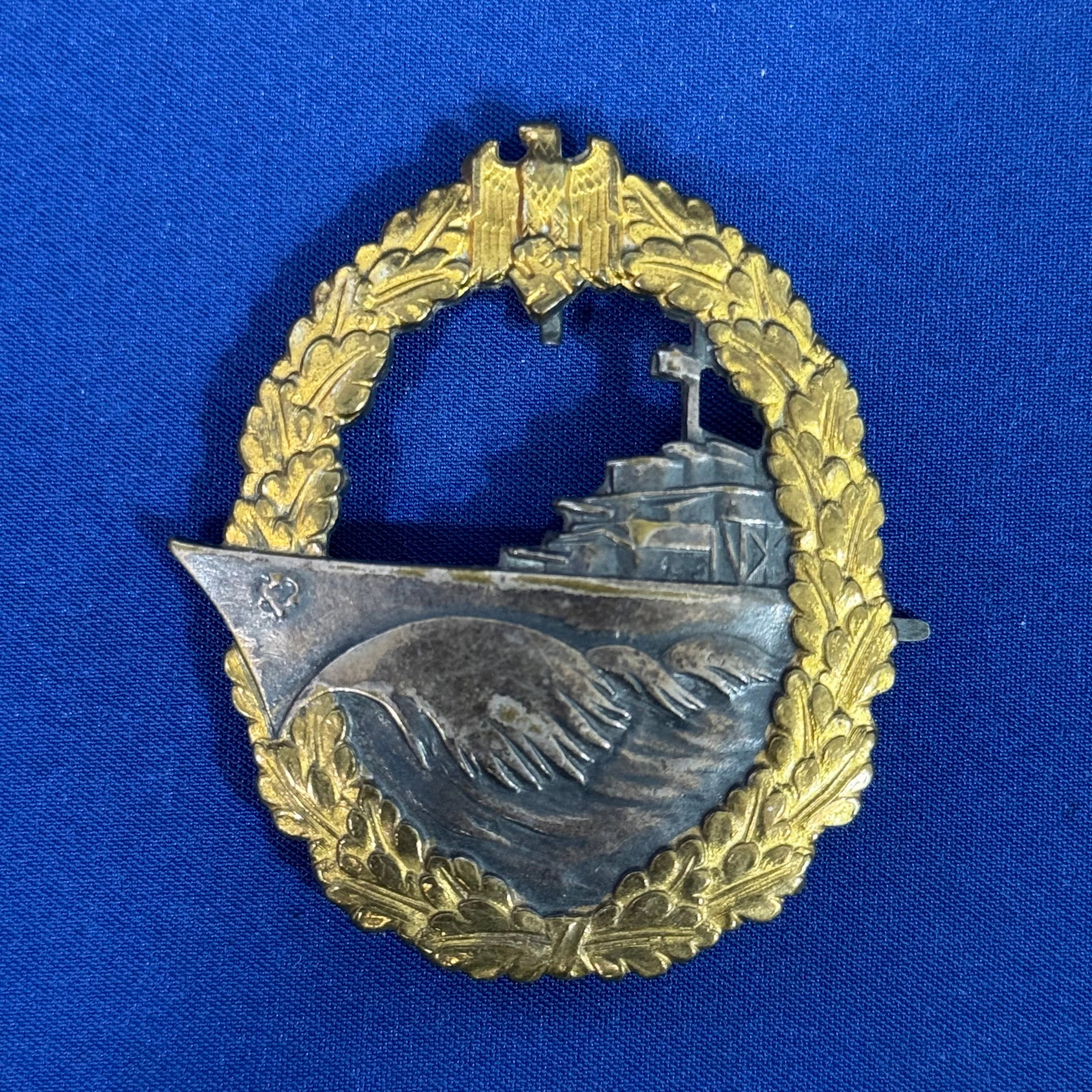 WW2 German Kriegsmarine Destroyer Badge: Nazi Kriegsmarine Destroyer Badgeschweran maker marked