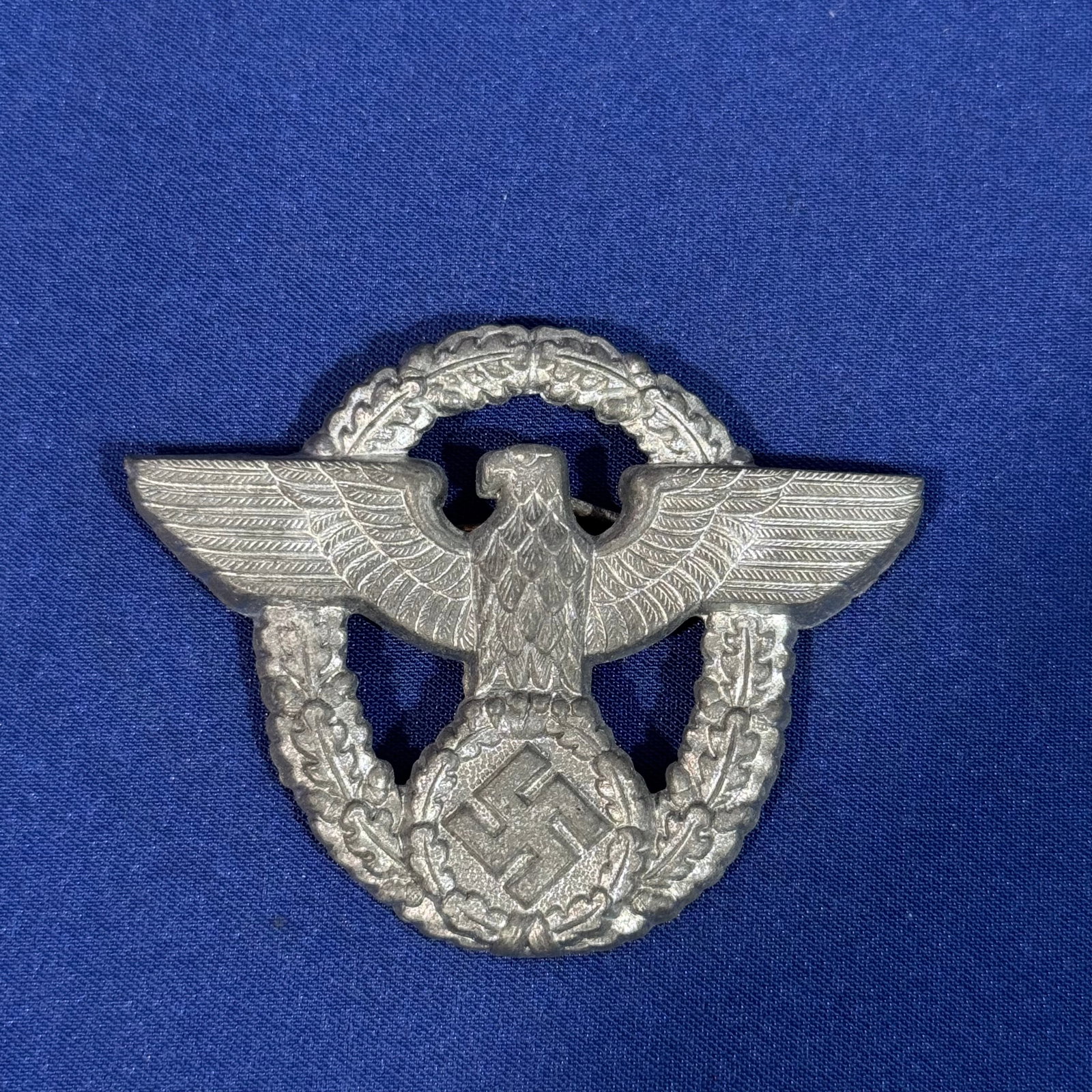 WW2 German Police Cap Badge, 2nd Pattern: WW2 German Police Cap Badge, 2nd Pattern