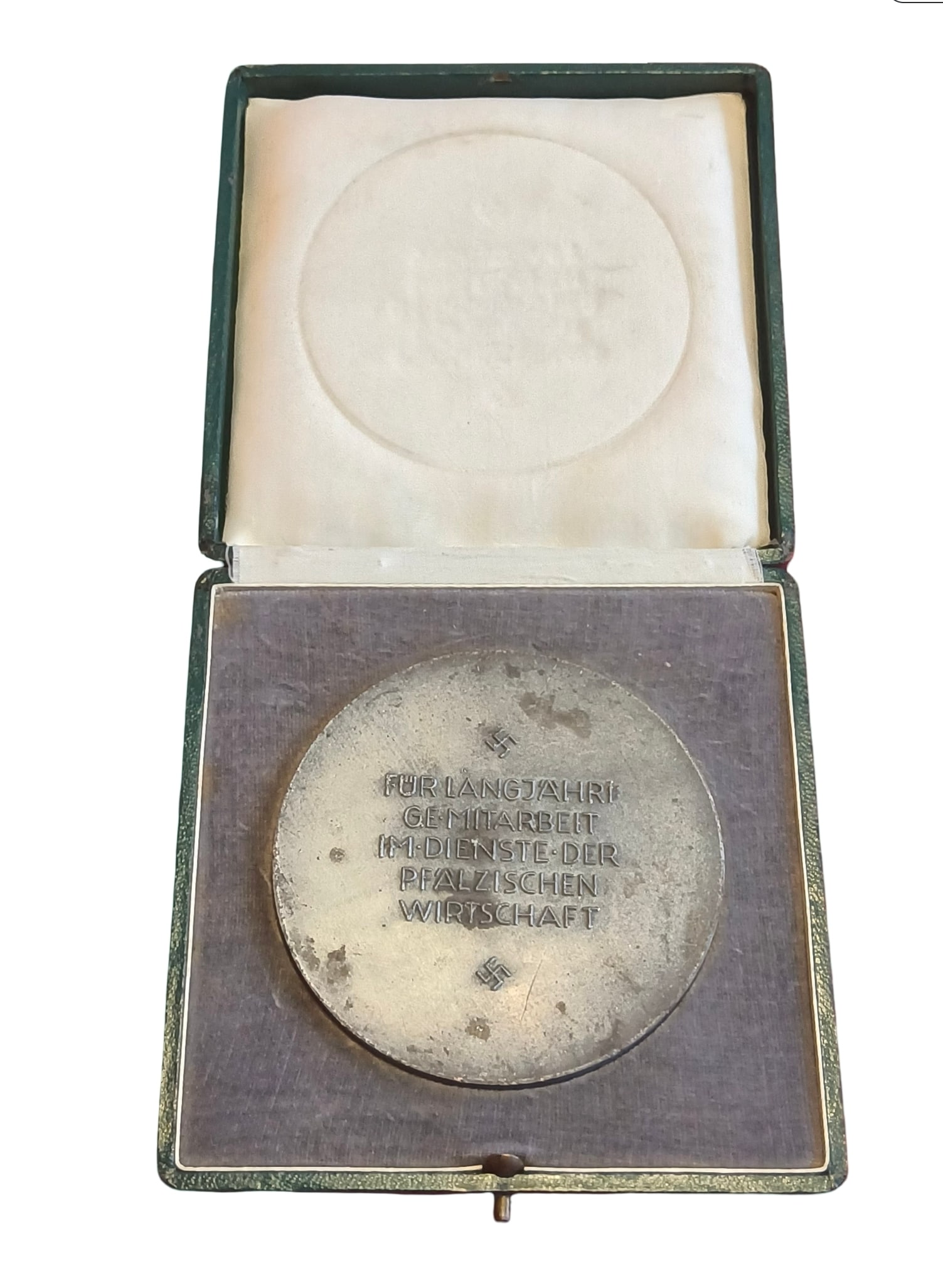 WW2 German Third Reich Palatinate Association of the Economy Merit Table Medal In Box: Box 4 3/4th by 4 3/4th in Medal diameters 3 1/4thin