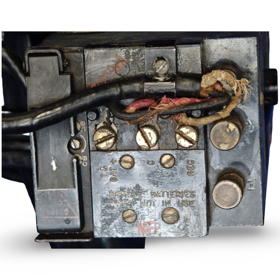 WWII US Army Signal Corps Field Telephone Type EE-8-B - 2