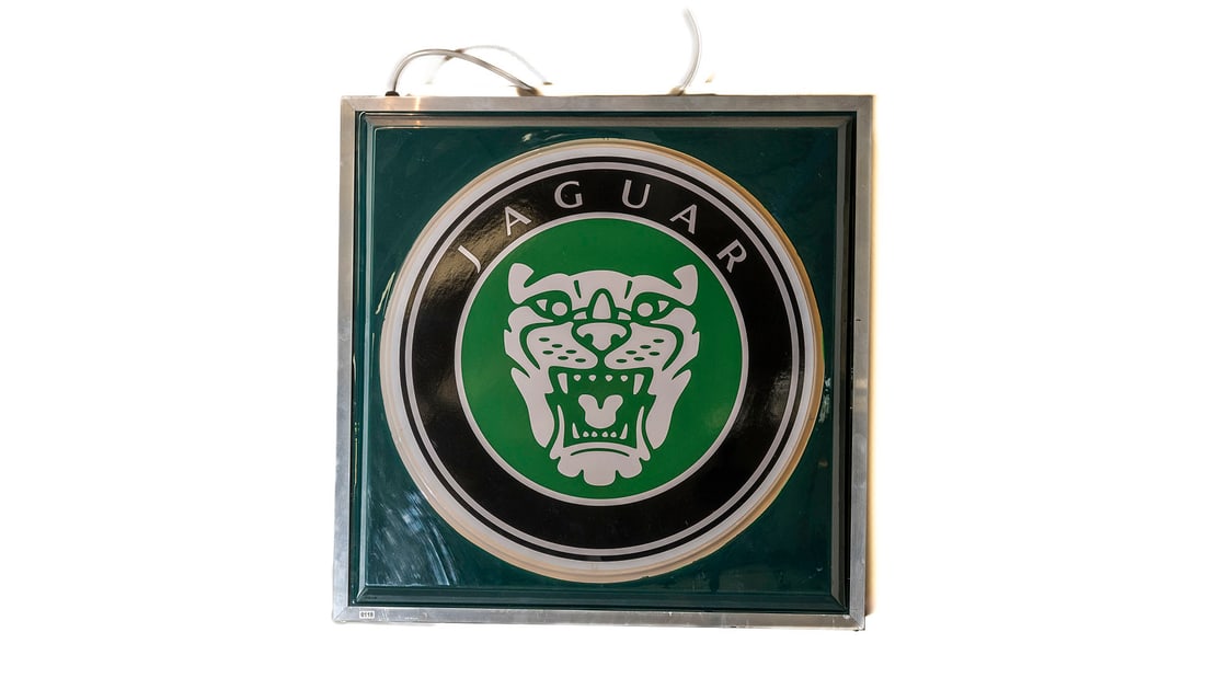 Jaguar Dealer Illuminated Sign (1 of 1)