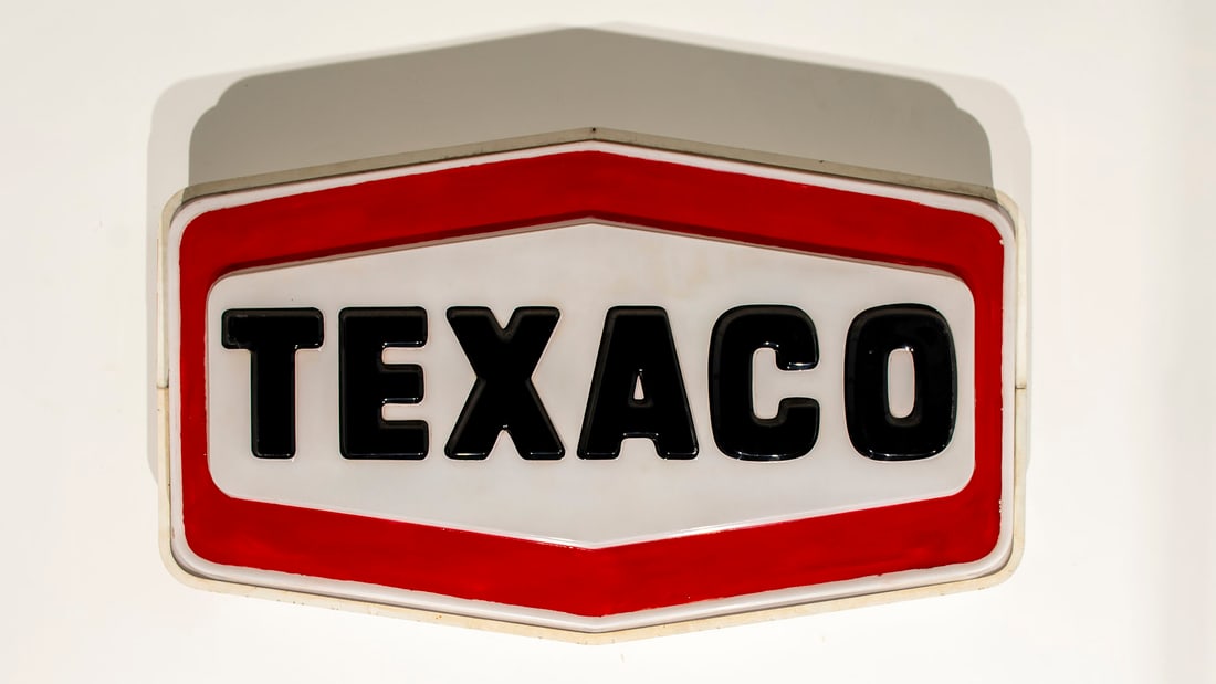 Texaco Illuminated Forecourt Sign (1 of 1)