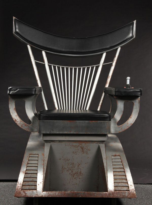 Dr. Evil motorized chairs - Austin Powers in Goldmember