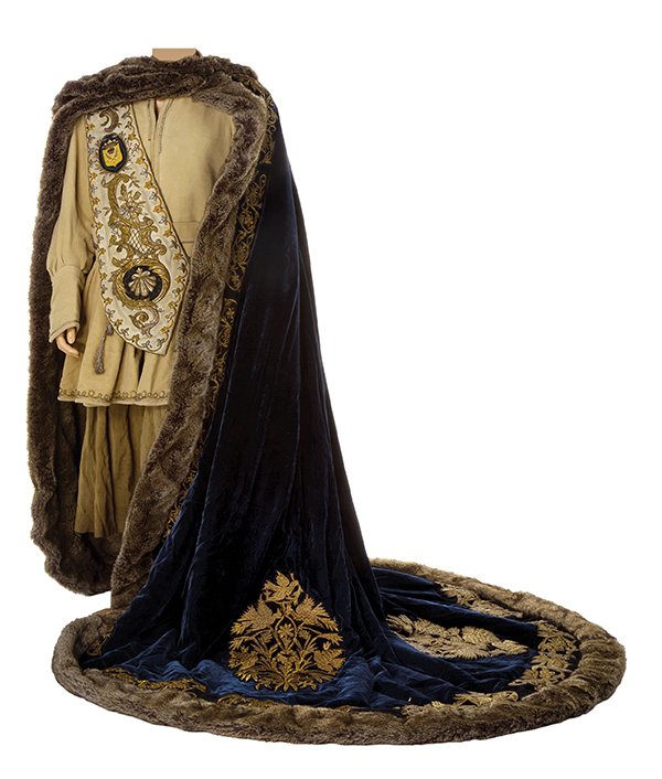 King Miraz royal coronation costume.