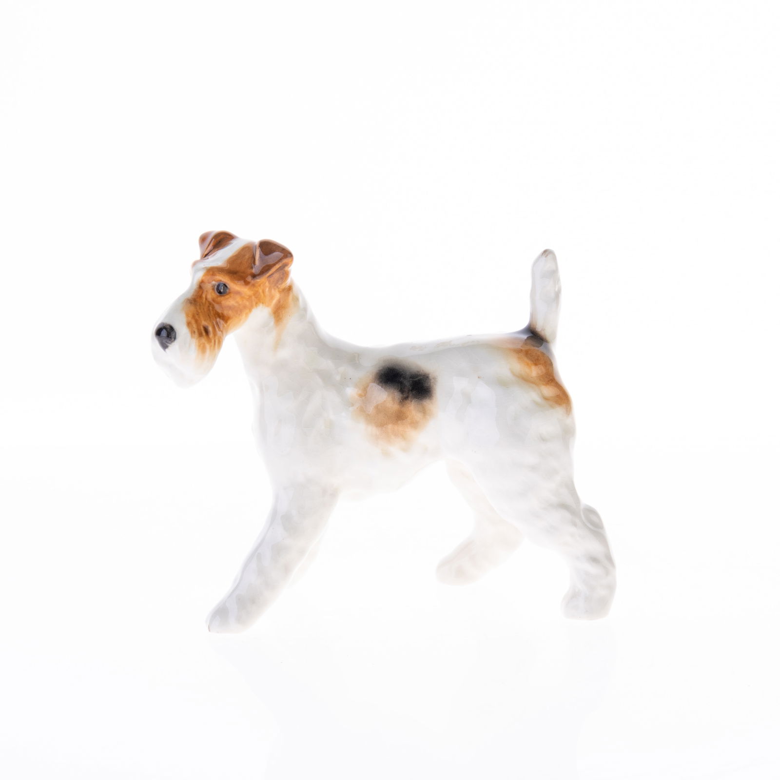 BESWICK CERAMIC DOG FIGURE (1 of 5)