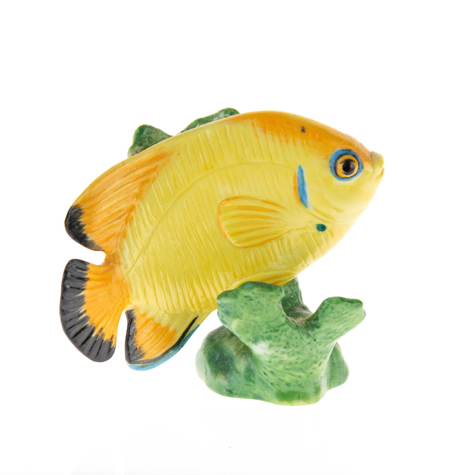 FRANKLIN MINT HAND-PAINTED PORCELAIN EXOTIC FISH FIGURE (1 of 3)
