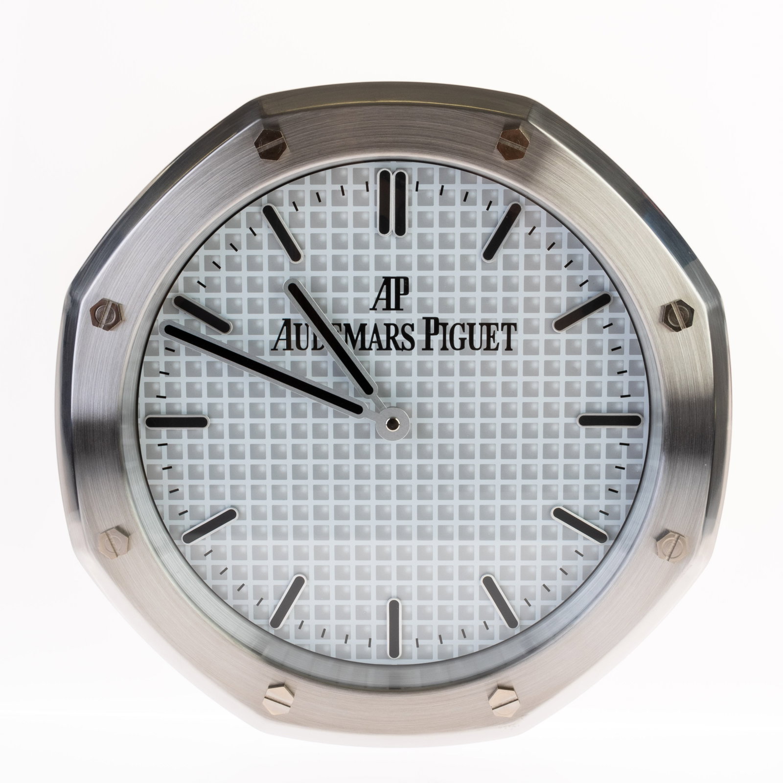 AUDEMARS AP ADVERTISING OFFICIAL DEALERSHIP CLOCK: (HEIGHT) 35CM.From a collection of Wedgwood and other selected ceramic/porcelain objects. Kindly examine all photographs provided in this listing or ask for a condition report. All items offered are i
