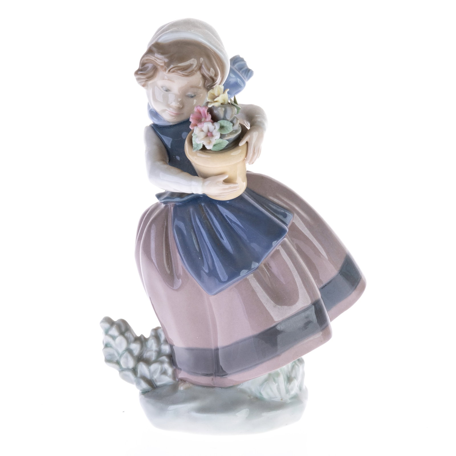 LLADRO PORCELAIN FIGURE: (HEIGHT) 16.5CM.From a collection of Wedgwood and other selected ceramic/porcelain objects. Kindly examine all photographs provided in this listing or ask for a condition report. All items offered are