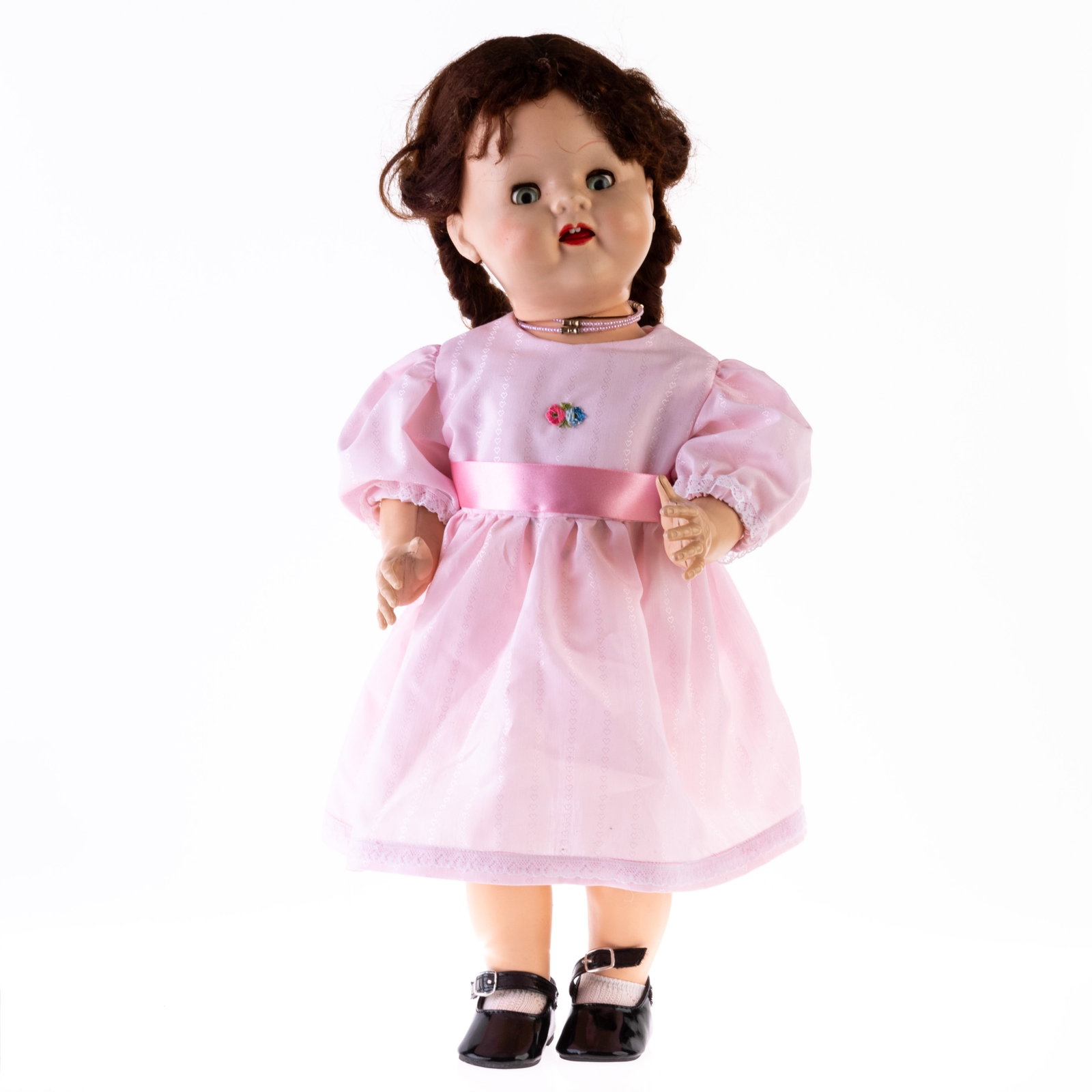 VINTAGE ENGLISH RODDY PLASTIC WALKER DOLL: (H) 54CM. From a collection of Wedgwood and other selected ceramic/porcelain objects. Kindly examine all photographs provided in this listing or ask for a condition report. All items offered are in ge