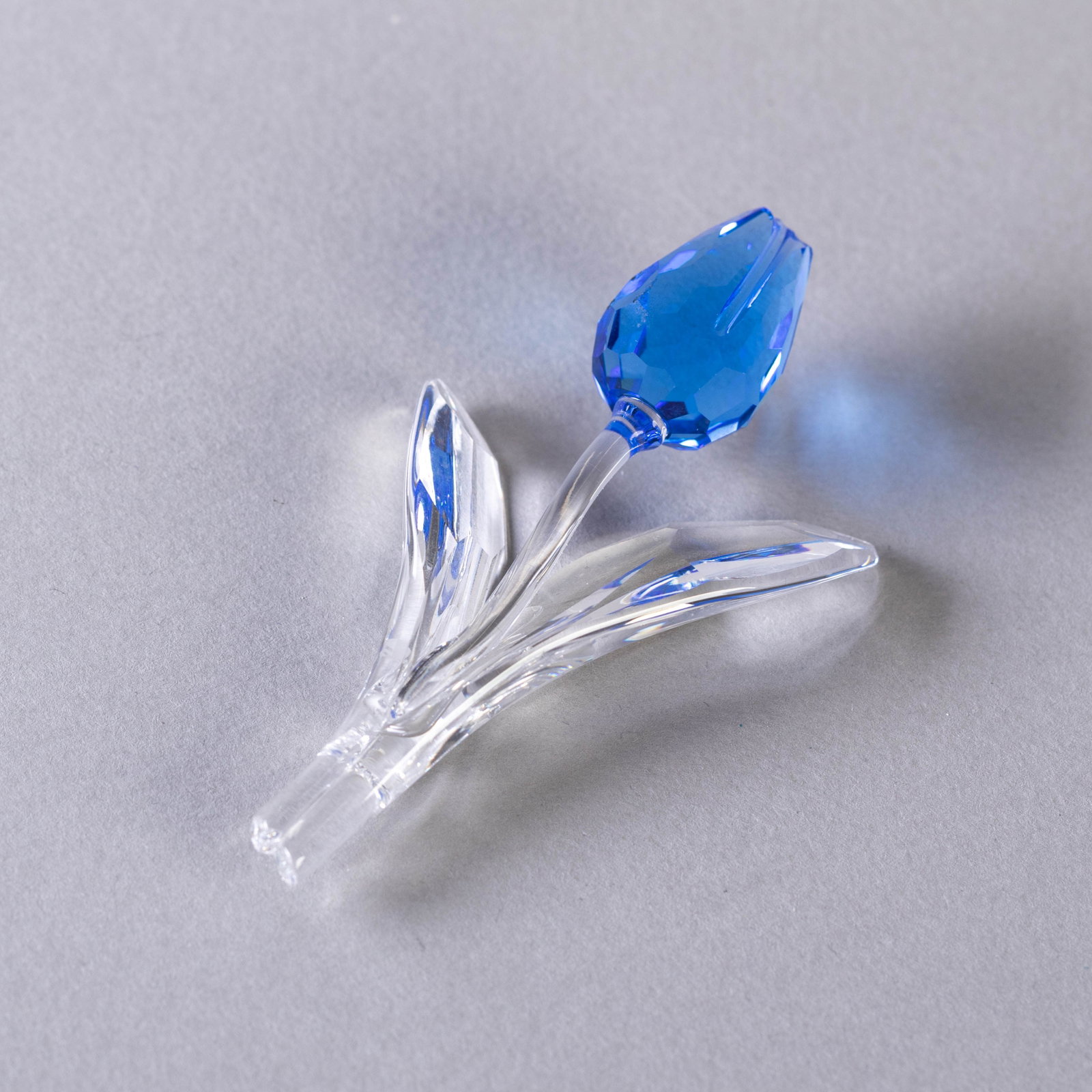 SWAROVSKI CRYSTAL GLASS SCULPTURE: (L) 9CM.From a collection of Wedgwood and other selected ceramic/porcelain objects. Kindly examine all photographs provided in this listing or ask for a condition report. All items offered are in gene