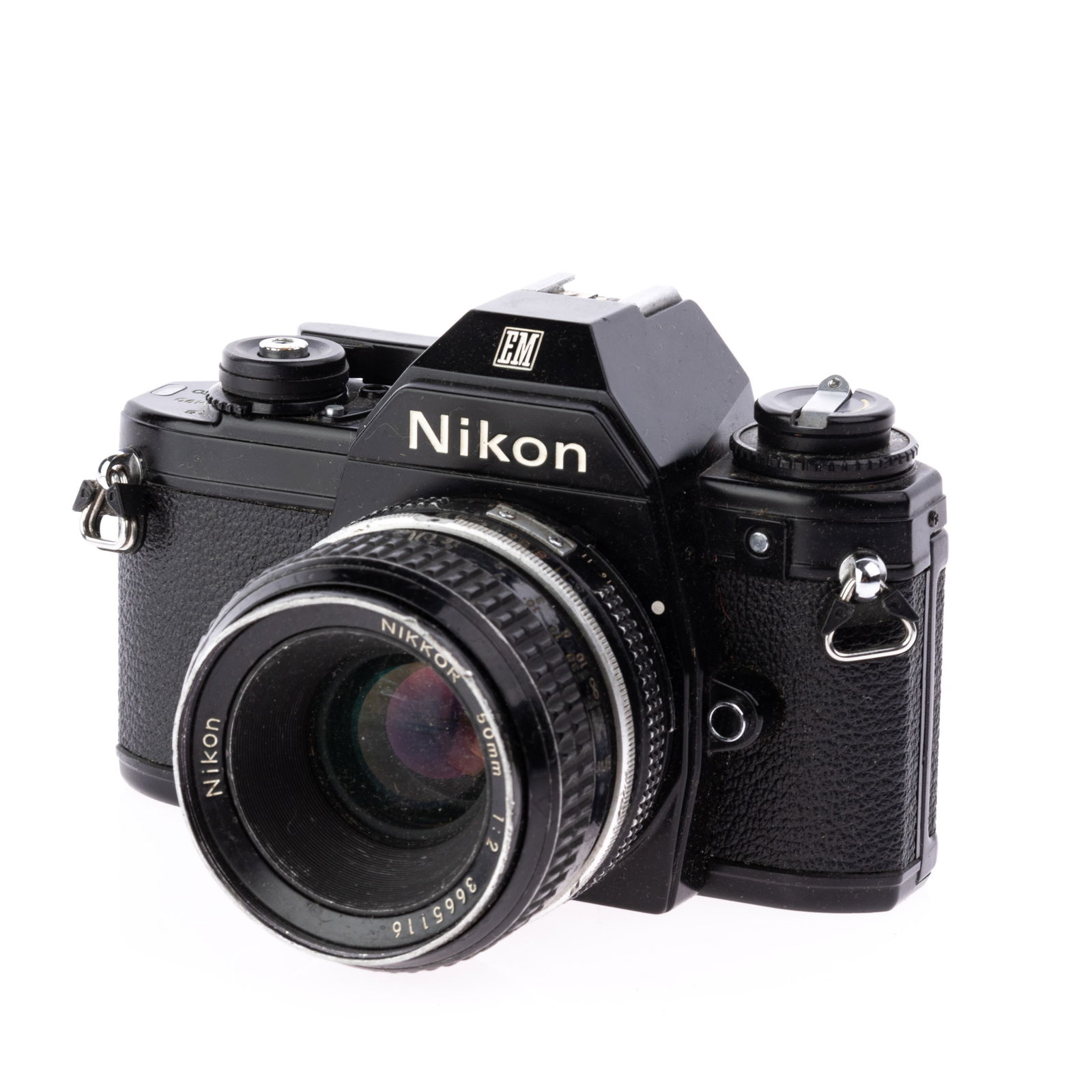 VINTAGE NIKON CAMERA LENS (1 of 2)