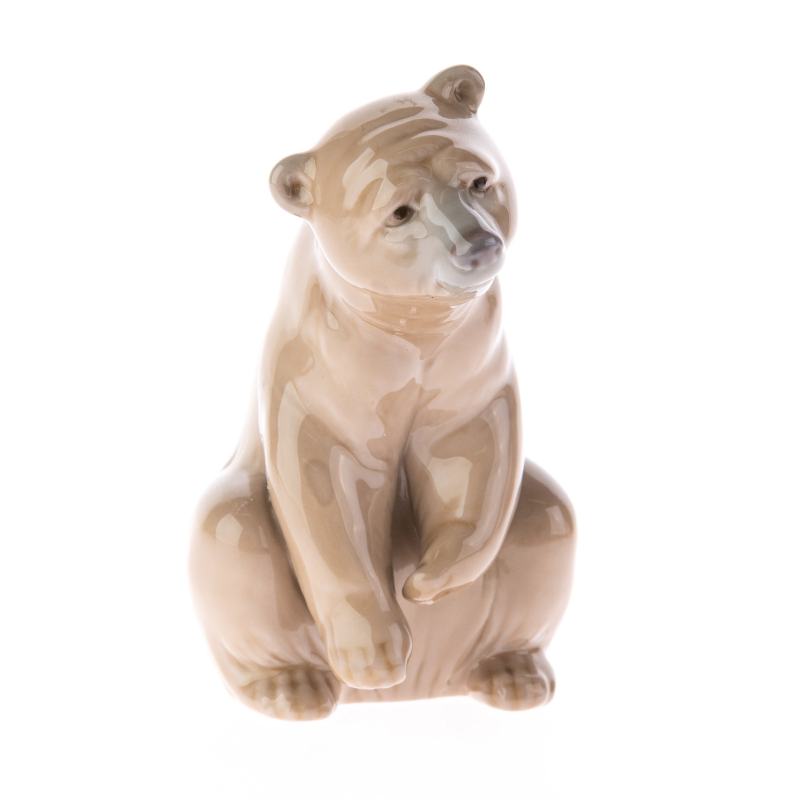 LLADRO PORCELAIN CERAMIC FIGURE: (H) 11CM.From a collection of Wedgwood and other selected ceramic/porcelain objects. Kindly examine all photographs provided in this listing or ask for a condition report. All items offered are in gen