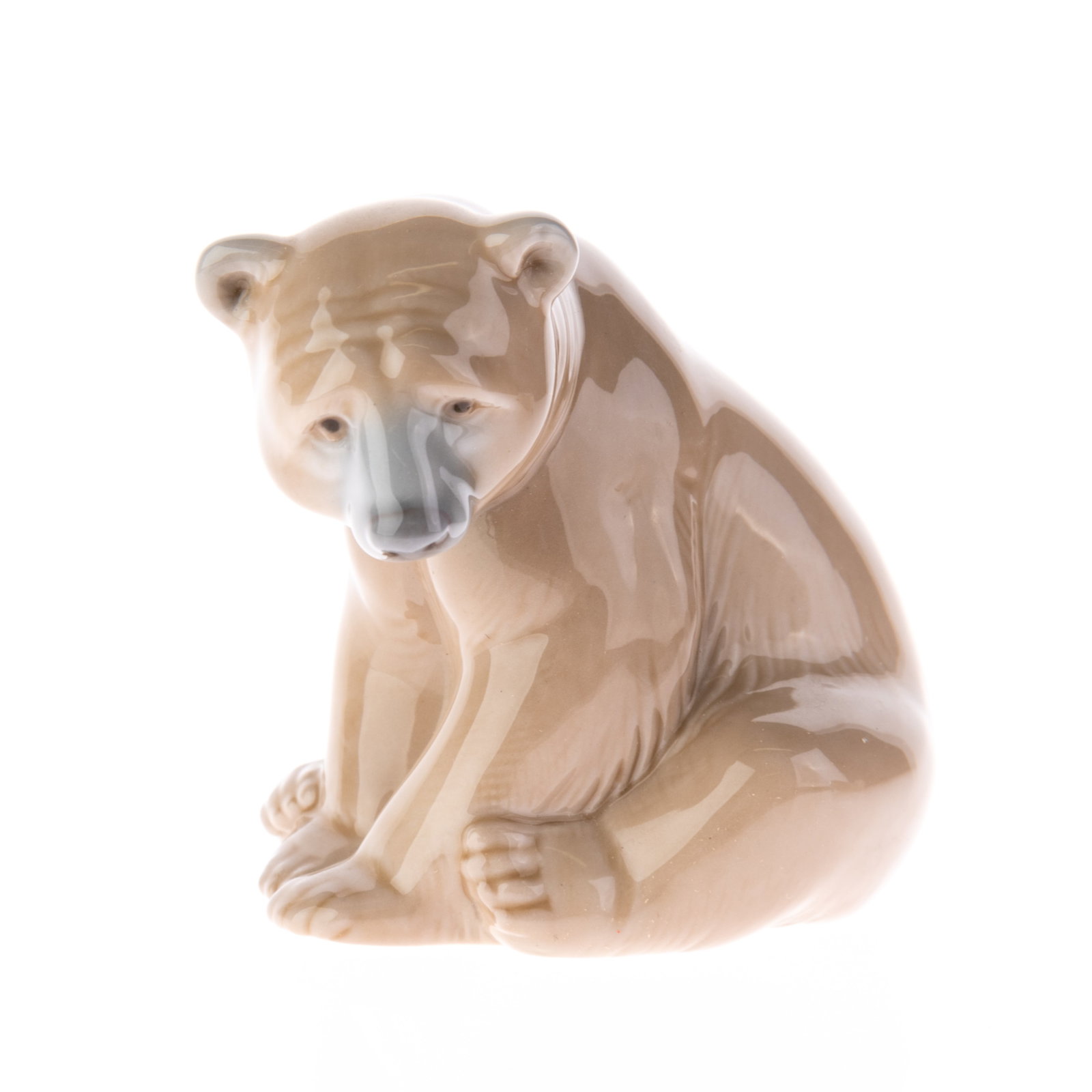 LLADRO PORCELAIN CERAMIC FIGURE: (H) 9CM.From a collection of Wedgwood and other selected ceramic/porcelain objects. Kindly examine all photographs provided in this listing or ask for a condition report. All items offered are in gene