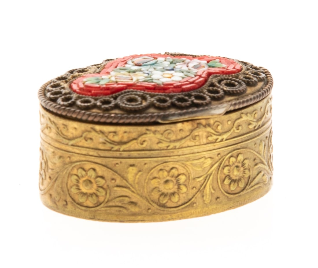 ANTIQUE ITALIAN MURANO MICROMOSAIC GLASS PILL BOX (1 of 2)