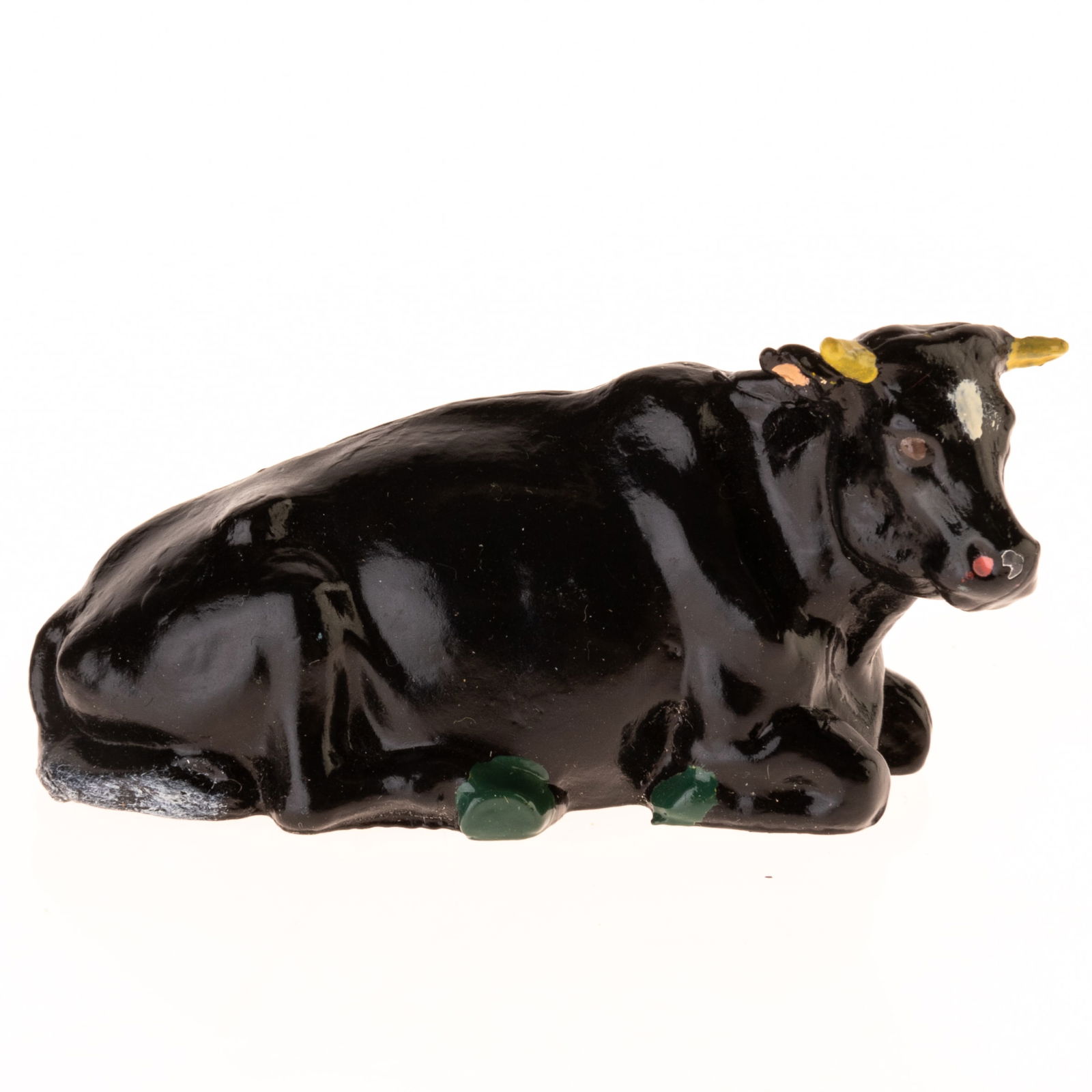 PRE-WAR DIECAST LEAD MINIATURE FIGURE OF A COW (1 of 3)